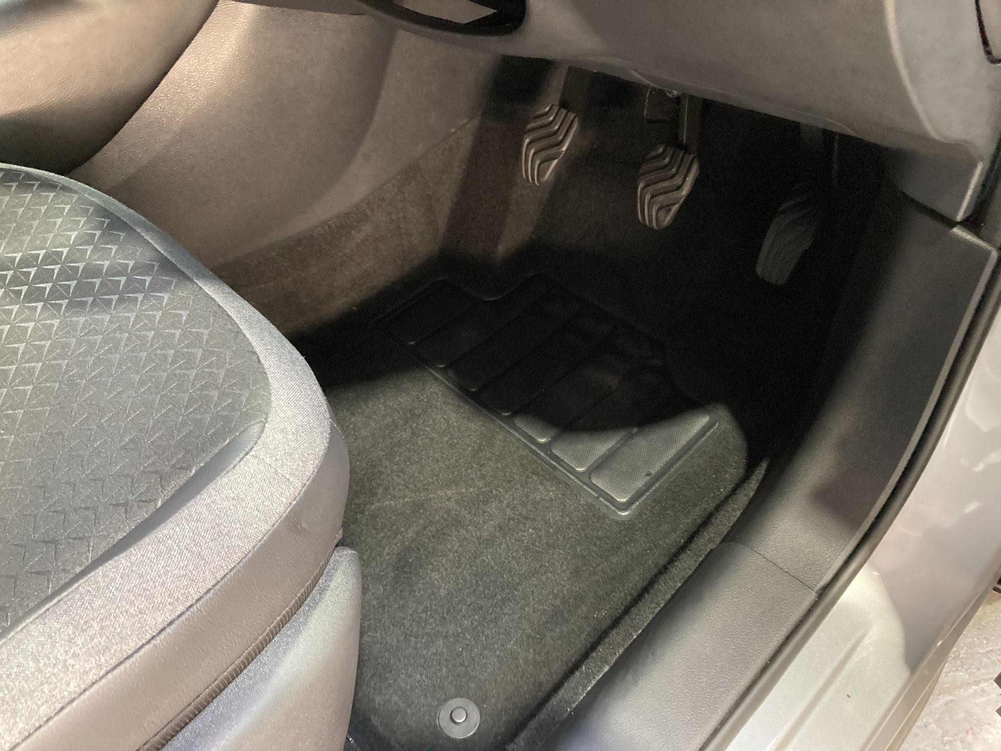 Nissan Juke Image 40
