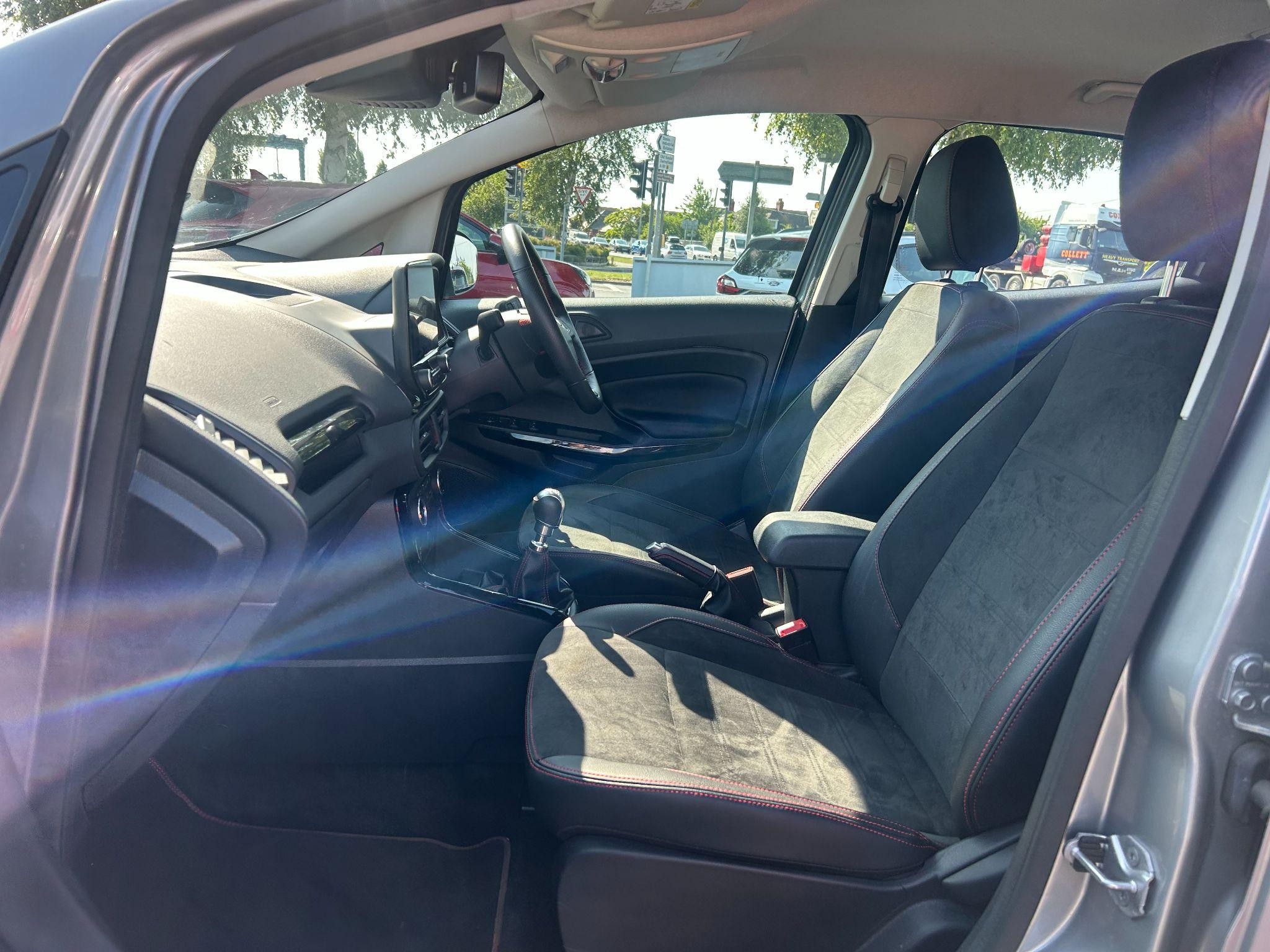 Ford EcoSport Image 16