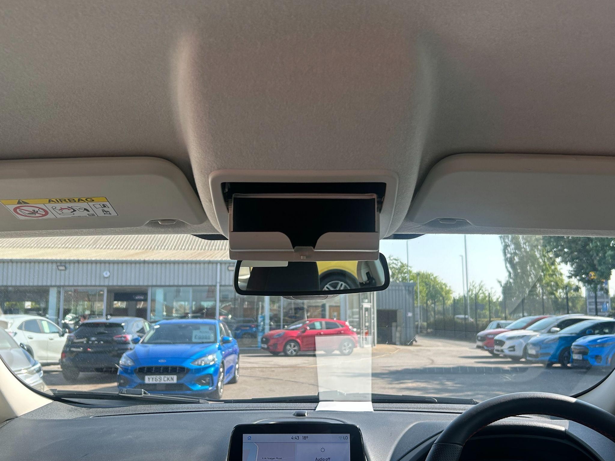 Ford EcoSport Image 17