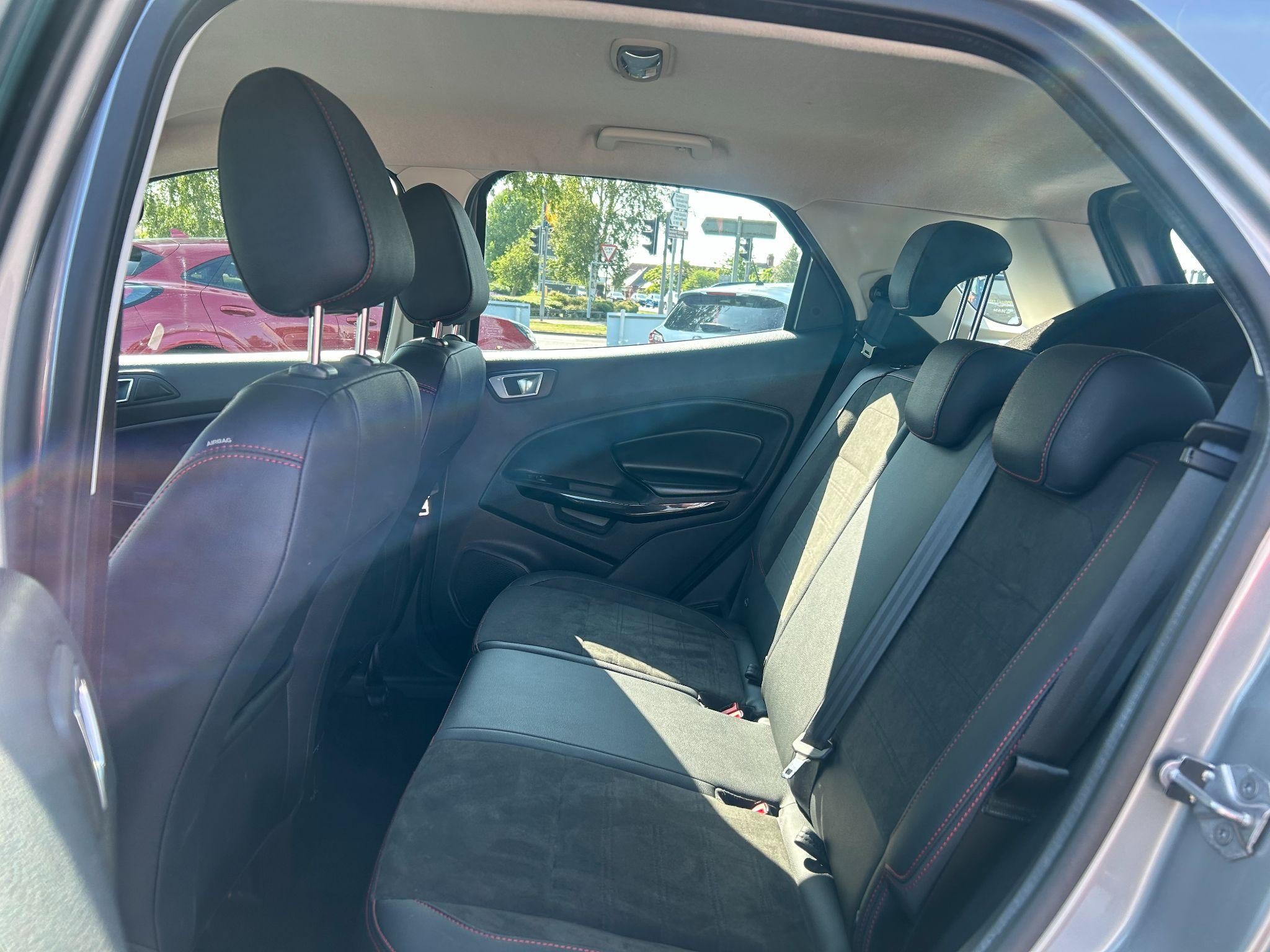 Ford EcoSport Image 18