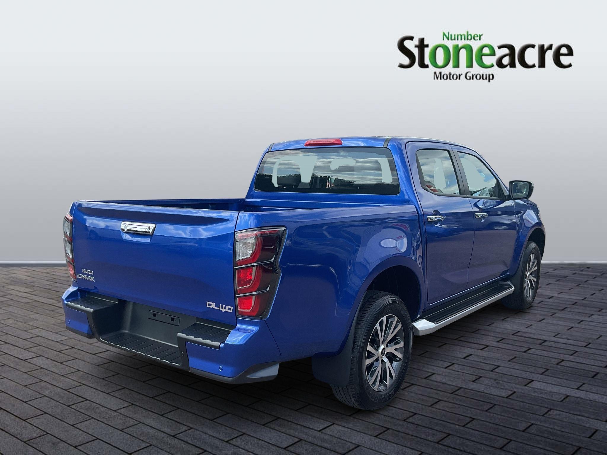 Isuzu D-Max DL40 Image 3