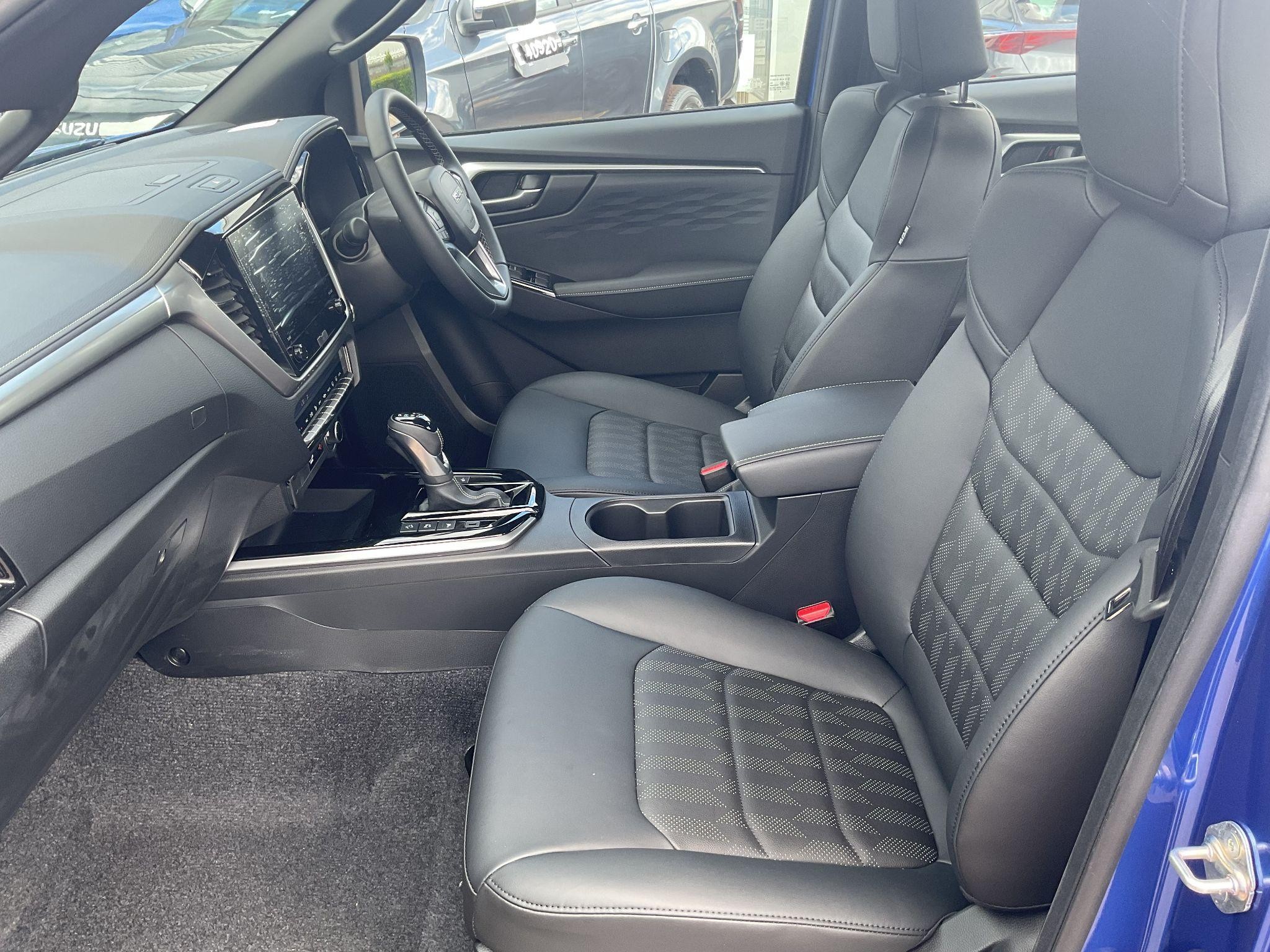 Isuzu D-Max DL40 Image 11