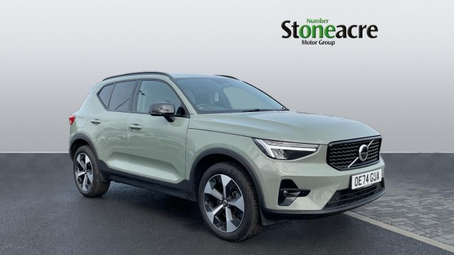 Volvo XC40 2.0 B3P Plus Dark 5dr Auto OE74GUA Image 1