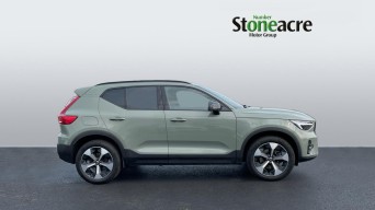 Volvo XC40 2.0 B3P Plus Dark 5dr Auto OE74GUA Image 3