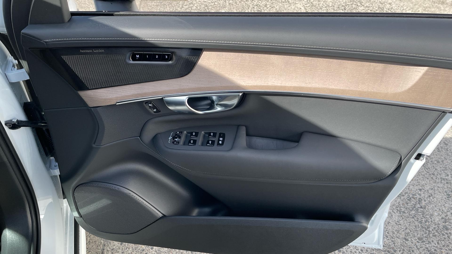 Volvo XC90 Image 16