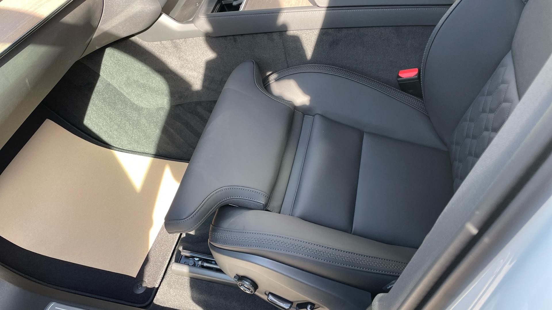 Volvo XC90 Image 28