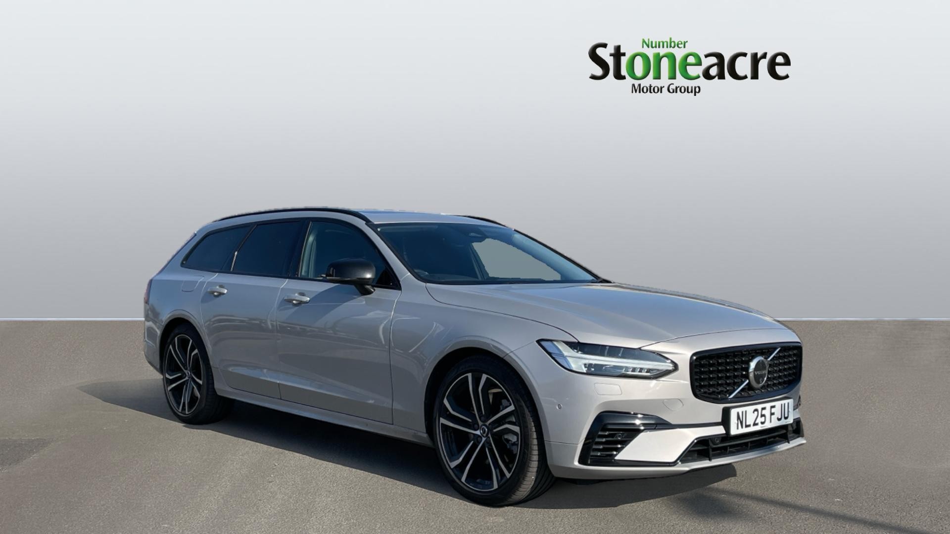 Volvo V90 Image 1