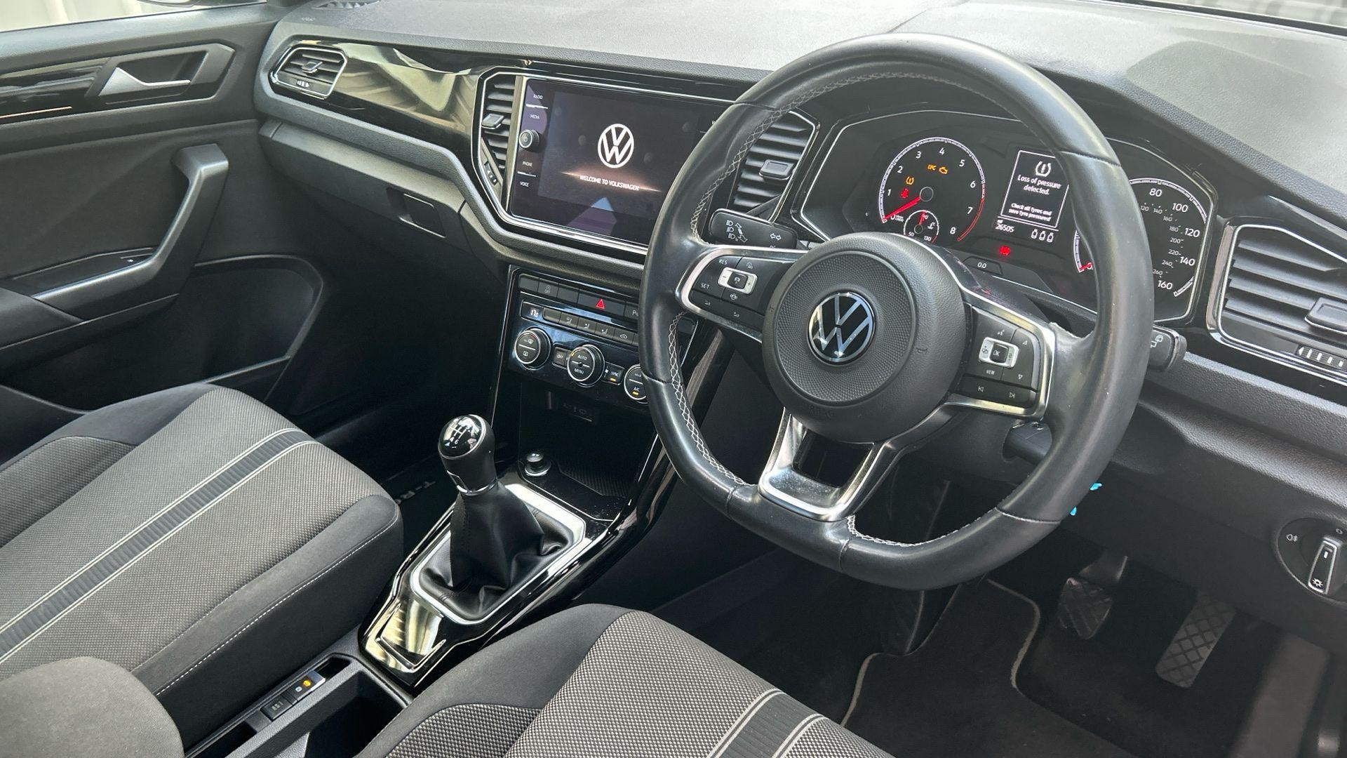 Volkswagen T-Roc Image 10
