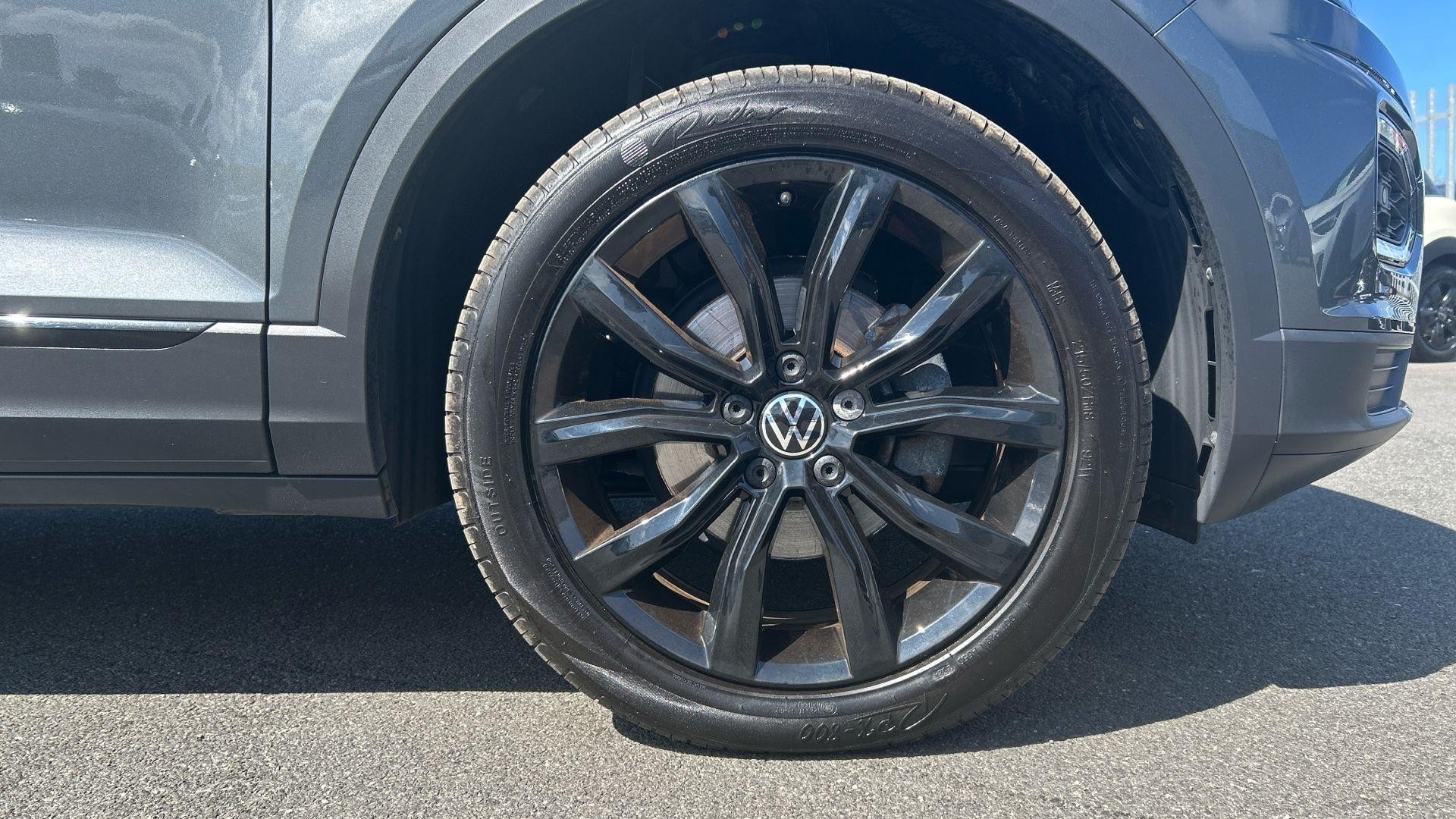 Volkswagen T-Roc Image 19