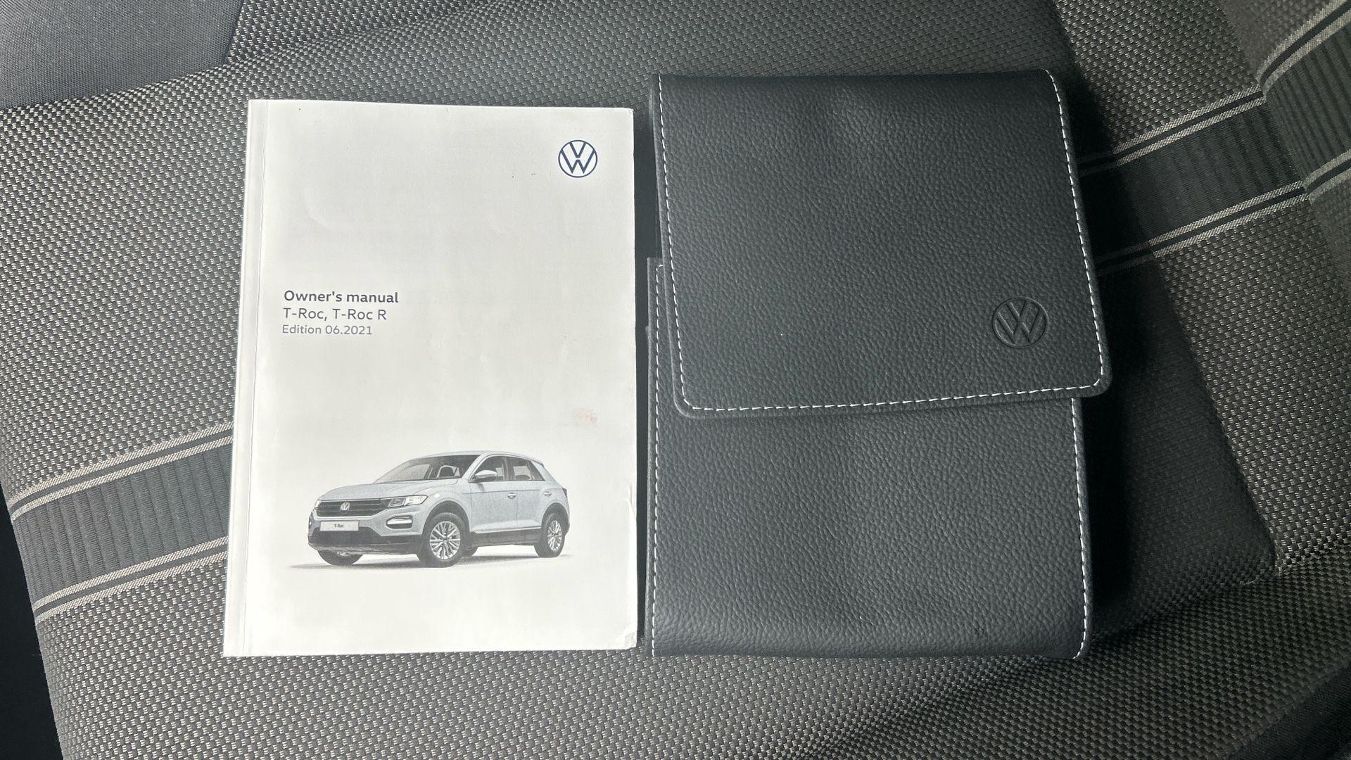Volkswagen T-Roc Image 41