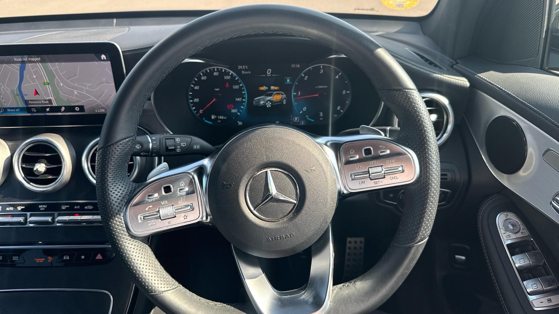 Mercedes-Benz GLC Image 10