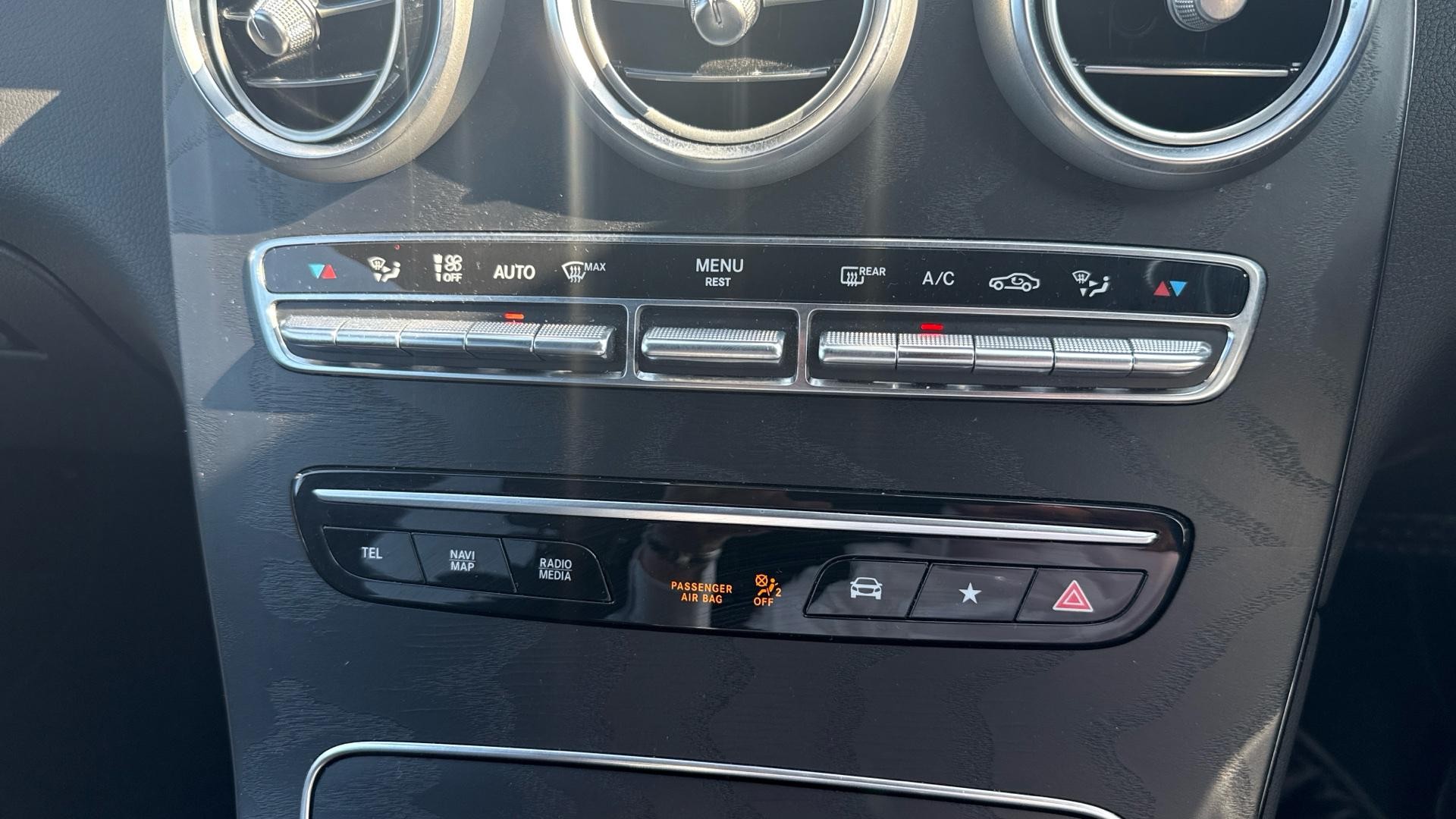 Mercedes-Benz GLC Image 14