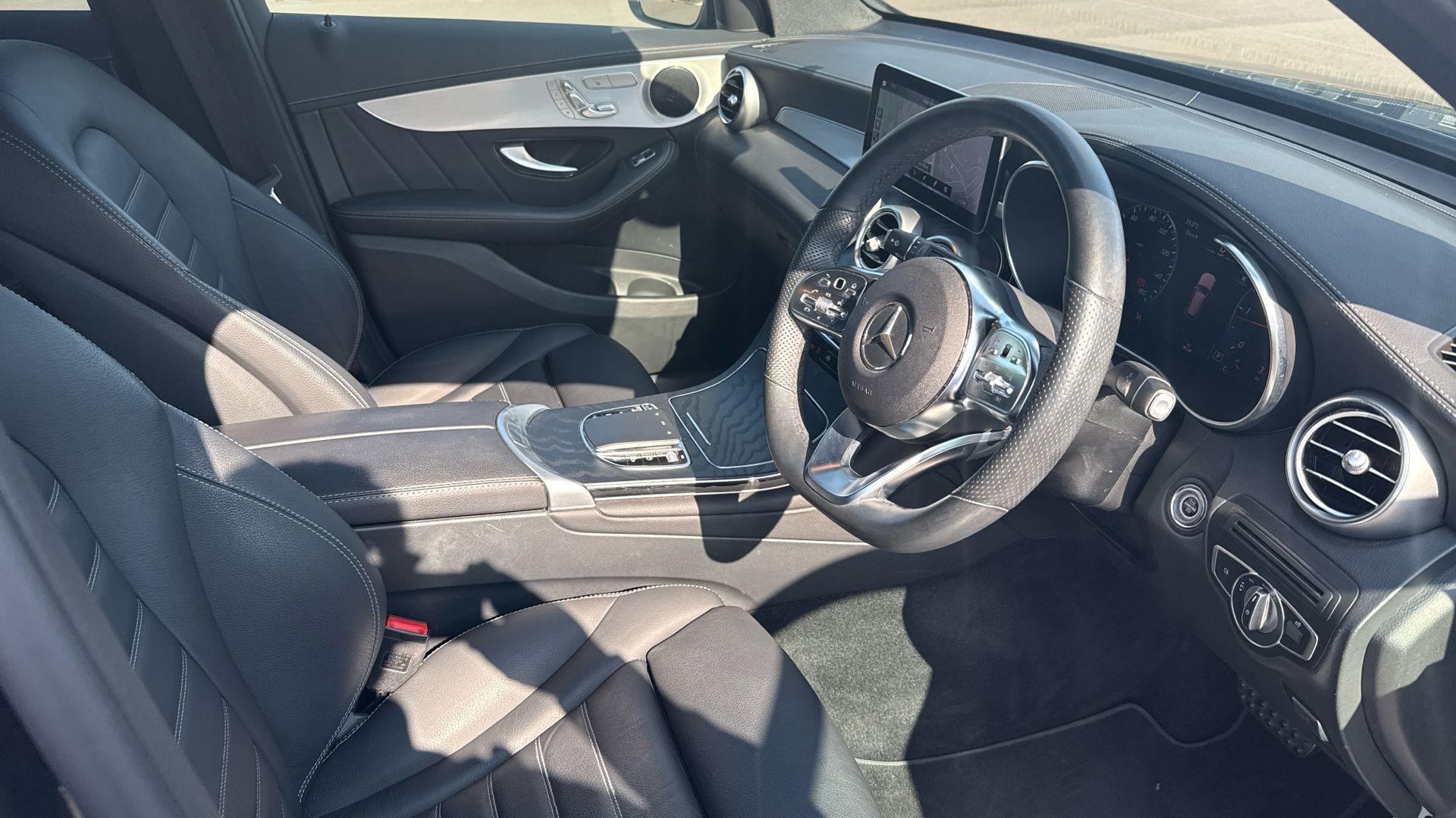 Mercedes-Benz GLC Image 38