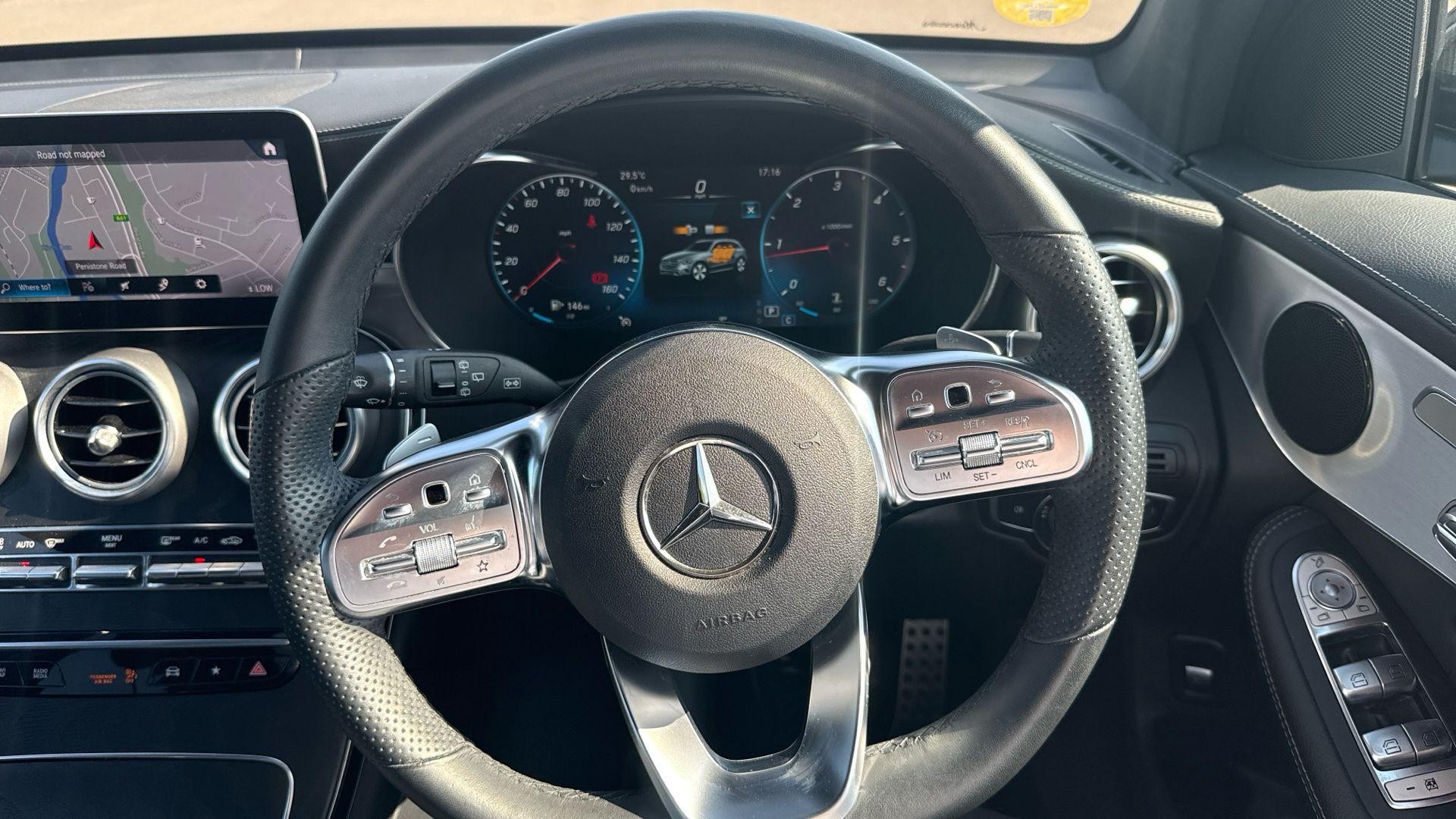 Mercedes-Benz GLC Image 44