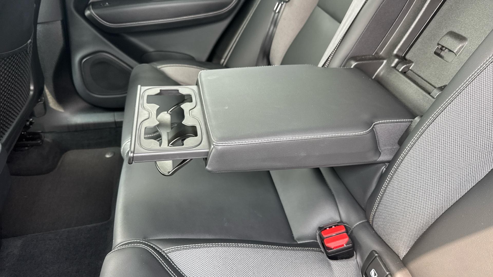 Volvo XC60 Image 12