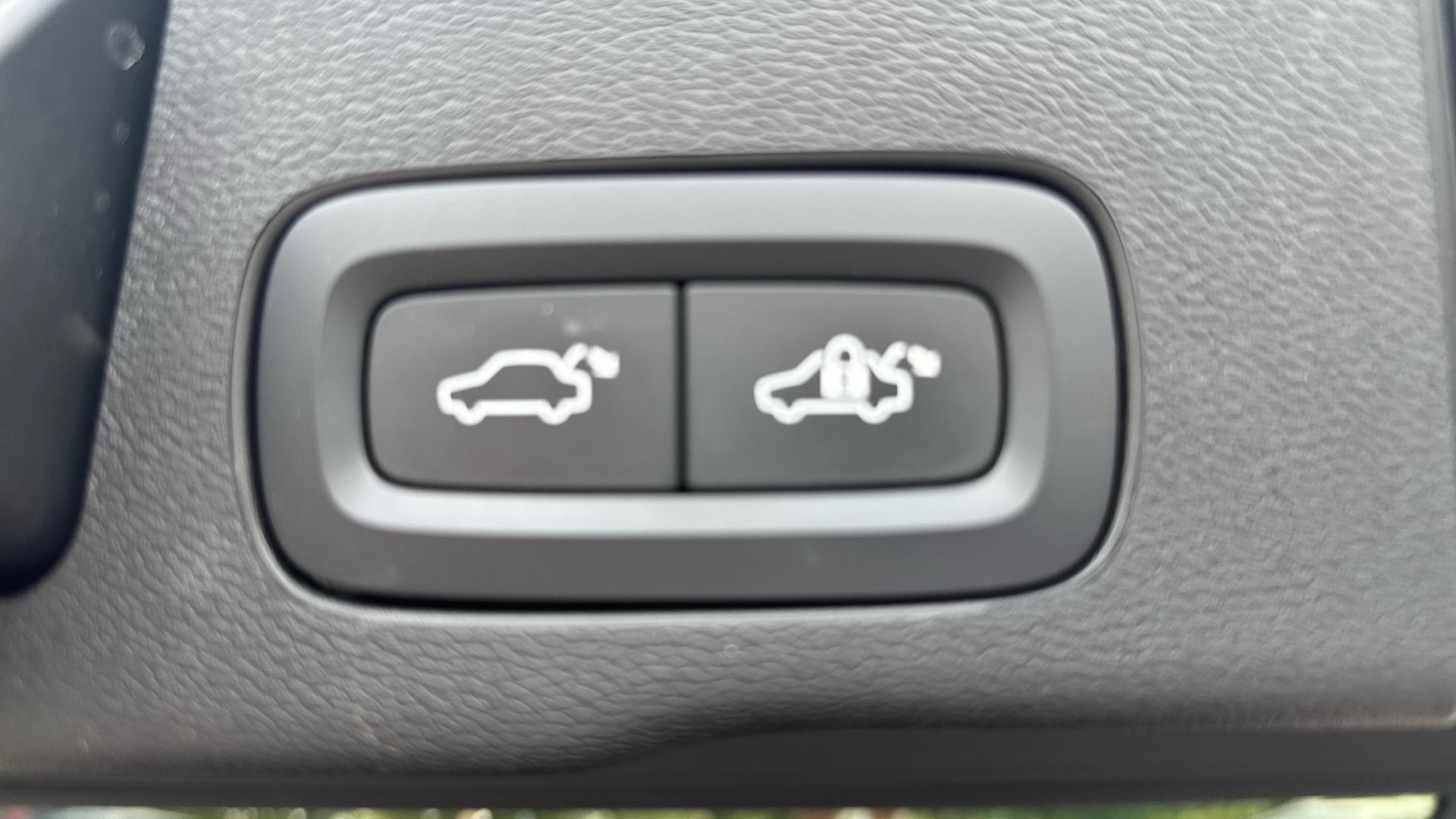 Volvo XC60 Image 20
