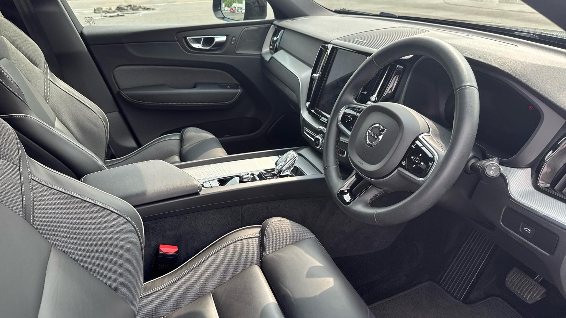 Volvo XC60 Image 35