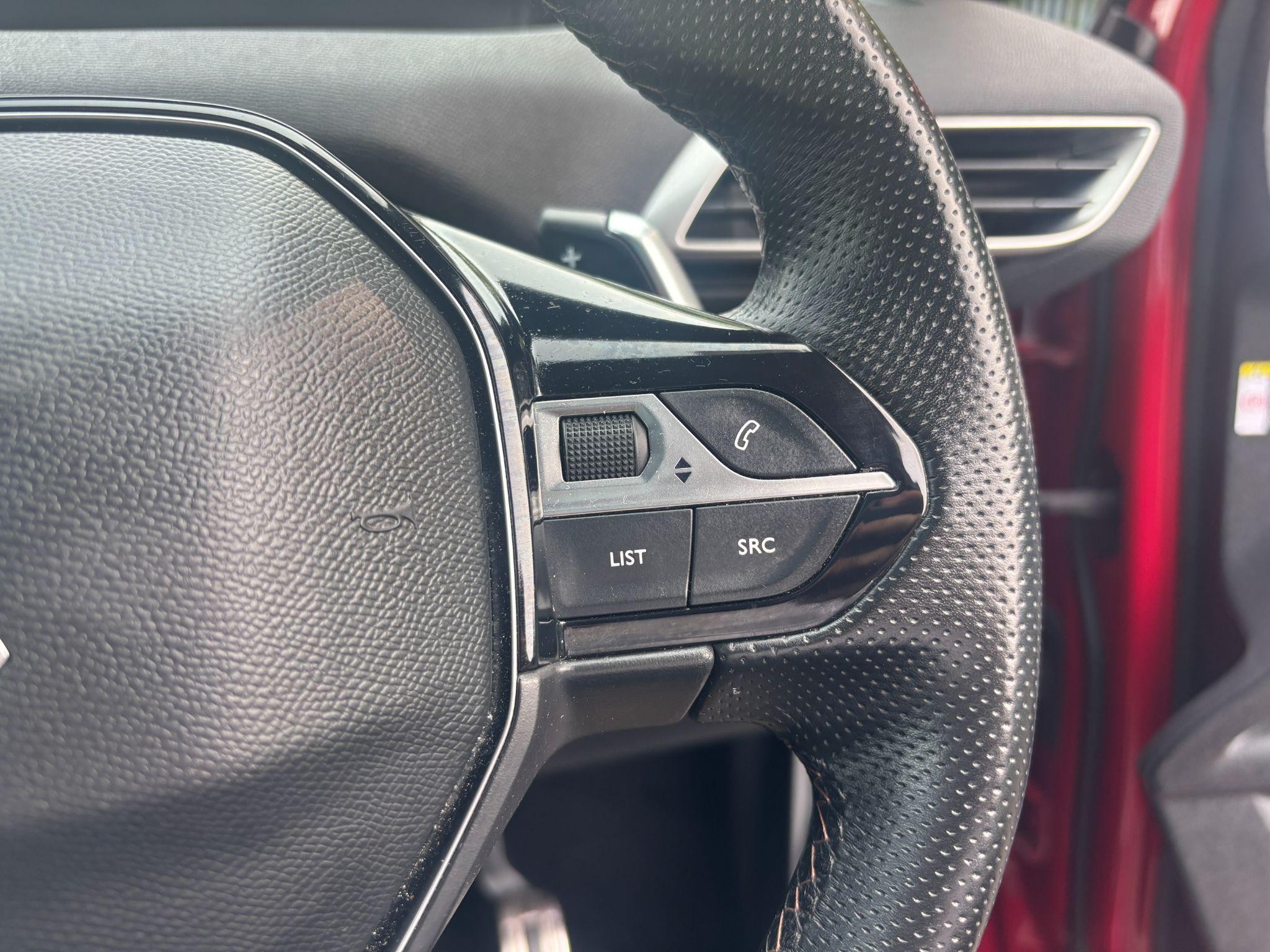 Peugeot 5008 Image 11