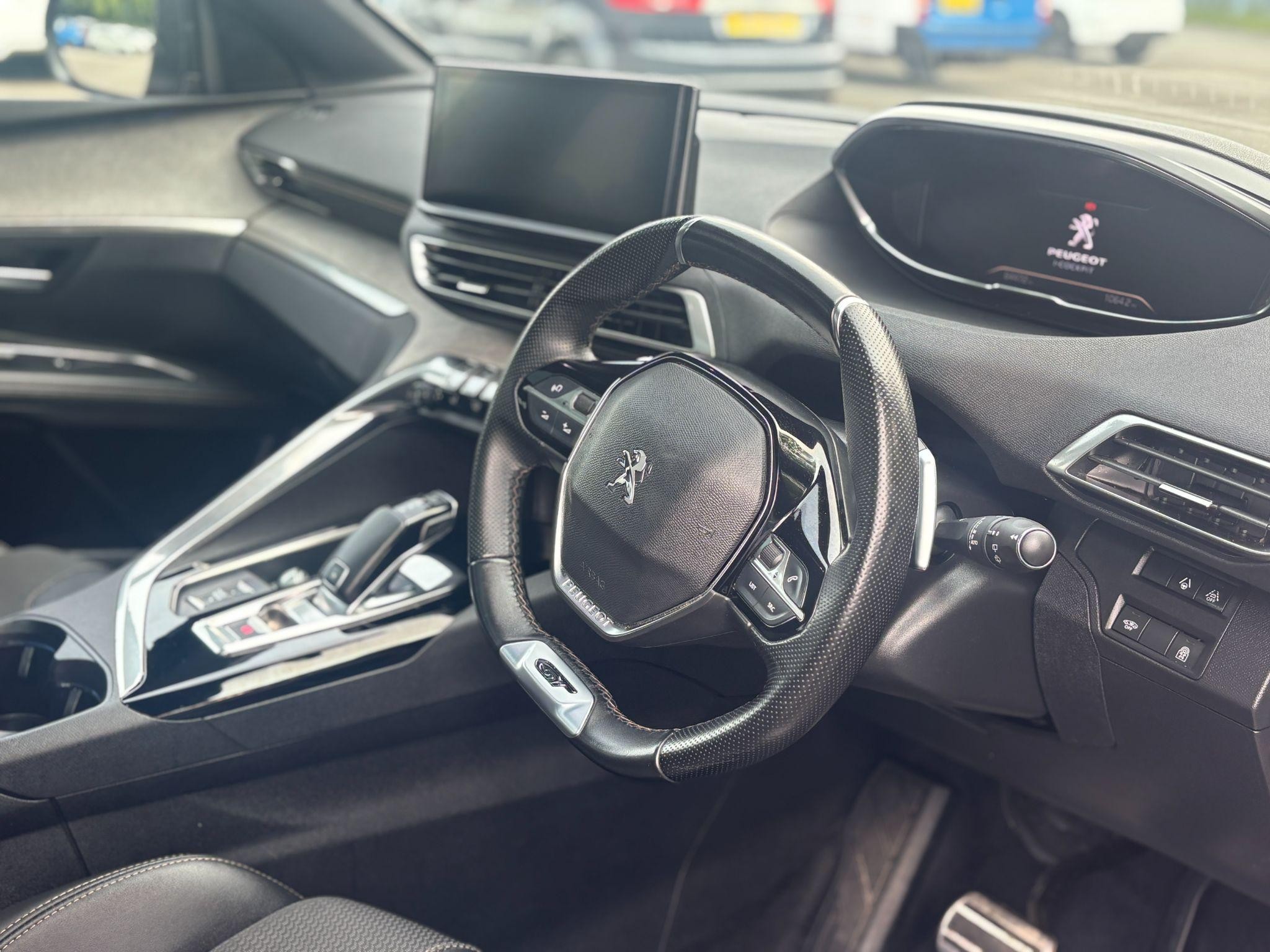 Peugeot 5008 Image 21