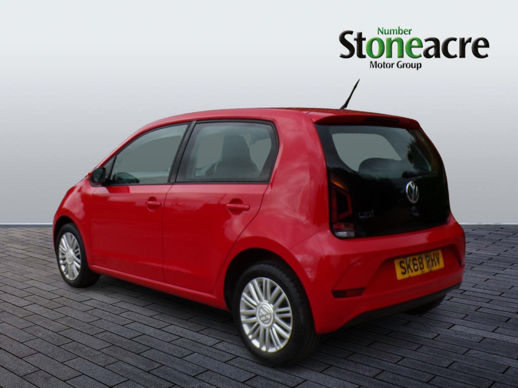 Volkswagen up! Image 4