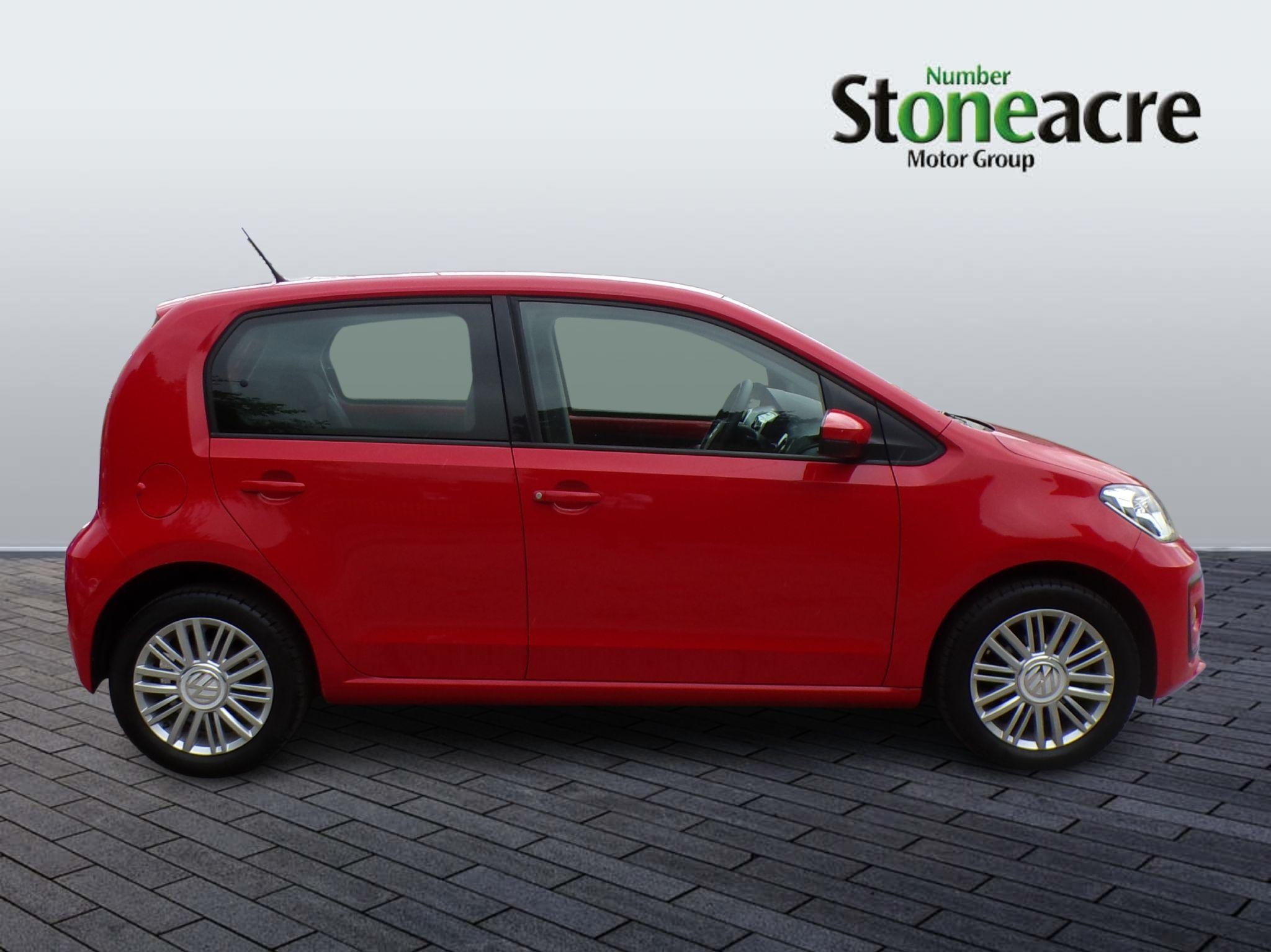 Volkswagen up! Image 7