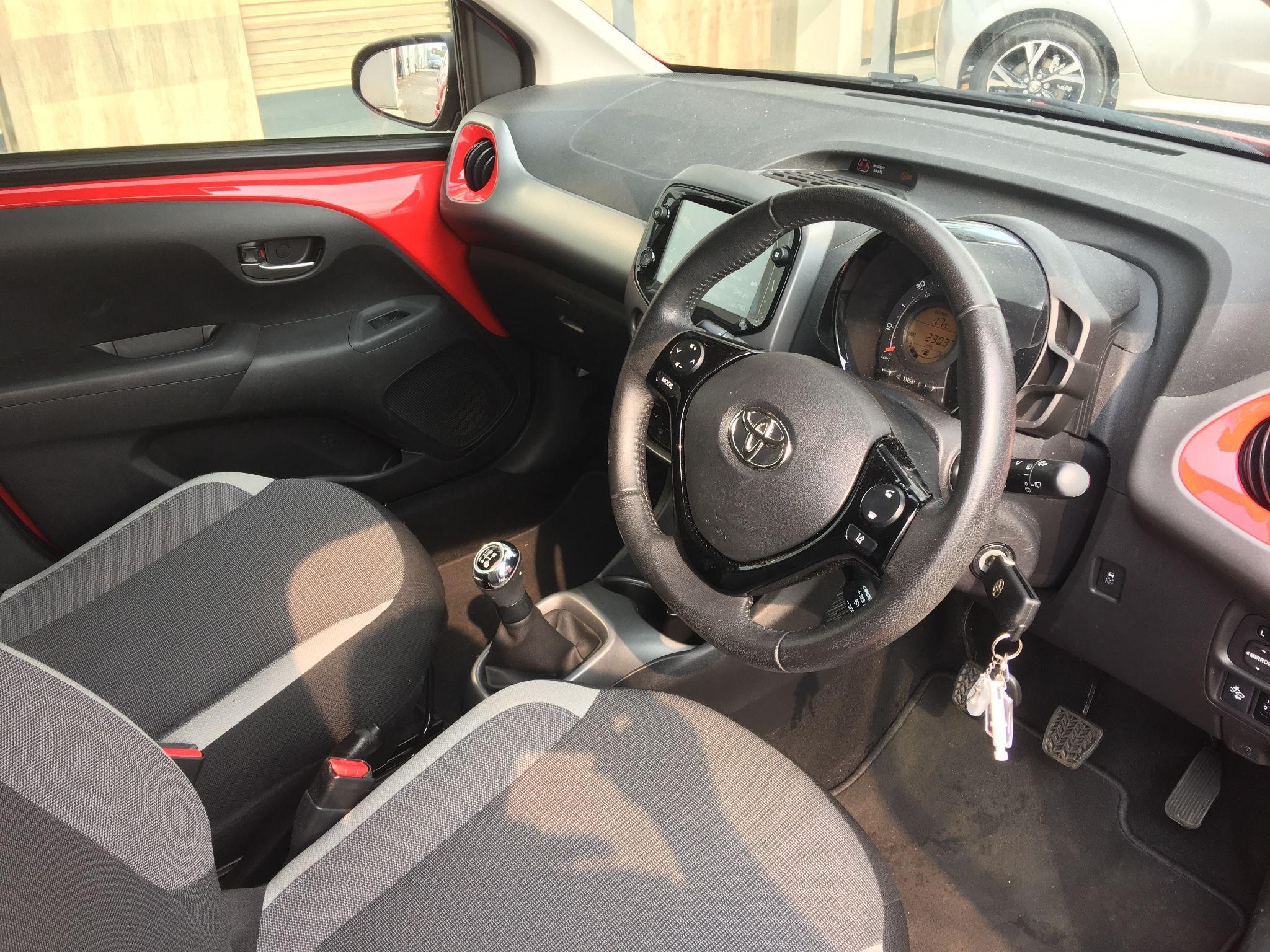 Toyota Aygo Image 13
