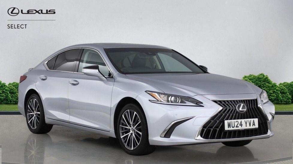 Lexus ES Image 1