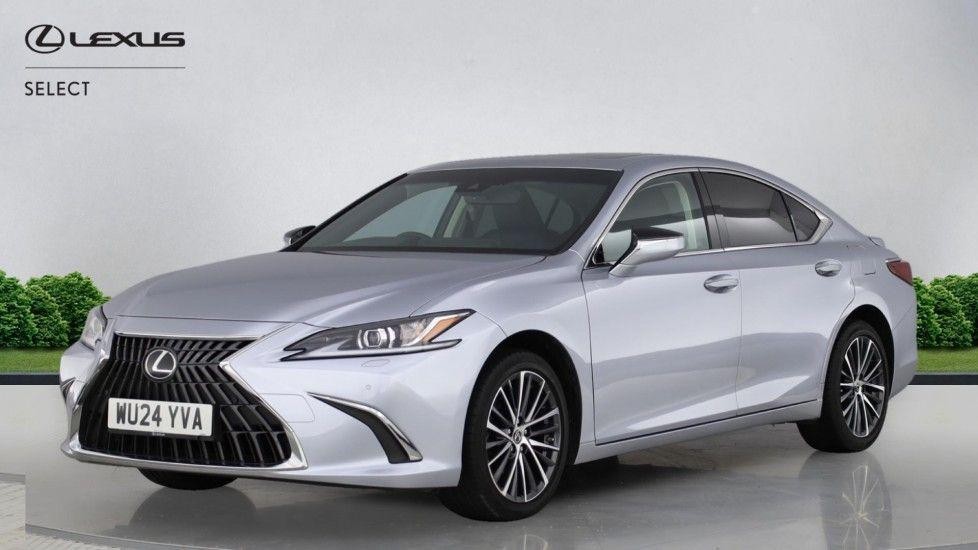 Lexus ES Image 2