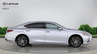 Lexus ES 2.5 300h Premium Edition E-CVT Euro 6 (s/s) 4dr WU24YVA Image 2