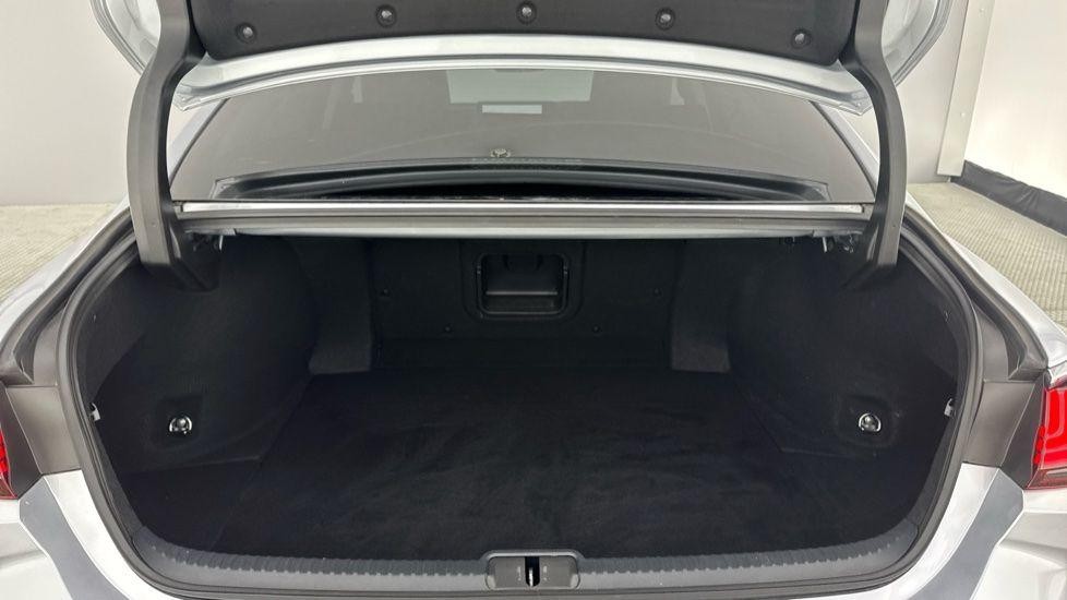 Lexus ES Image 20