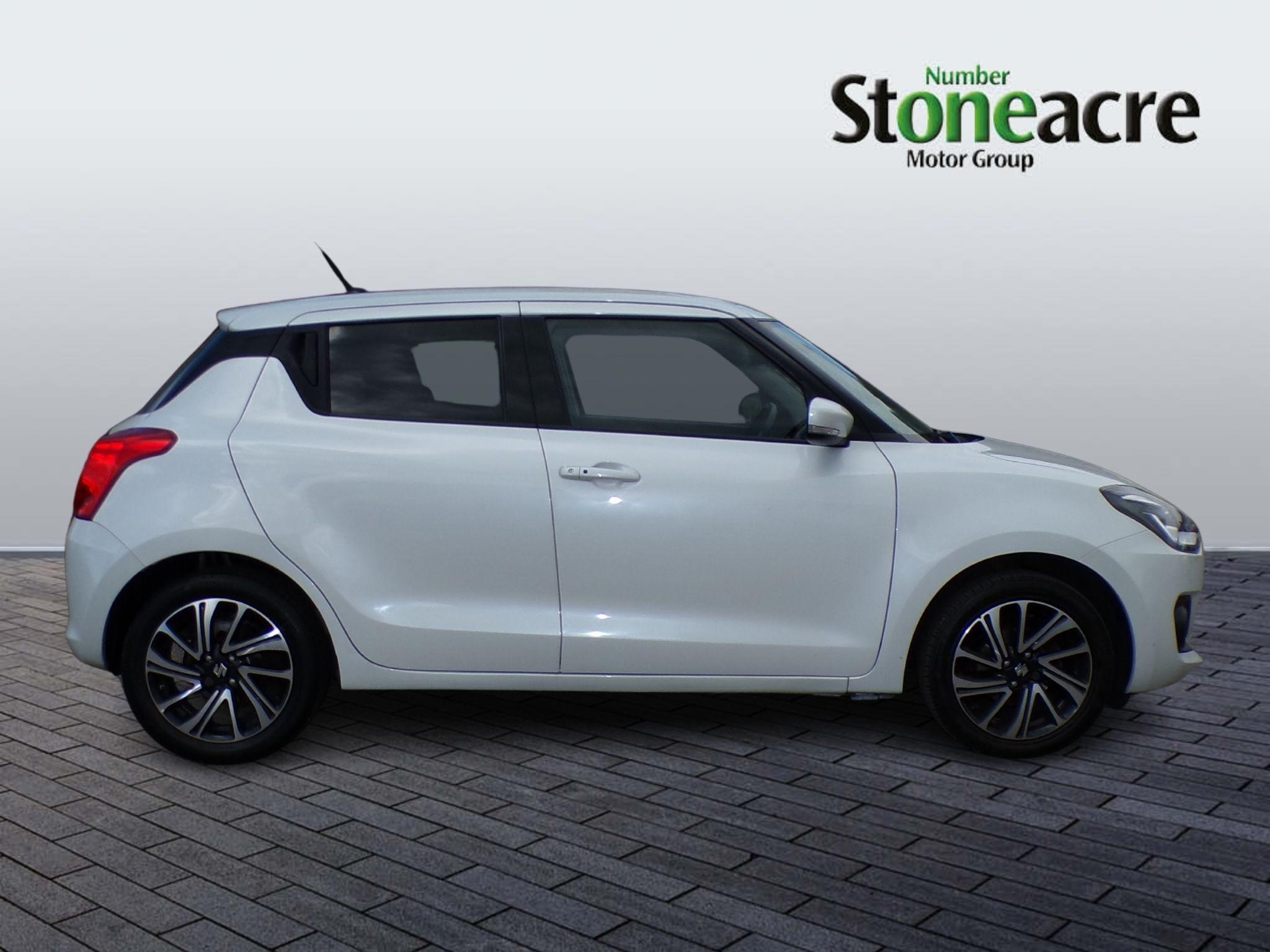 Suzuki Swift Image 6
