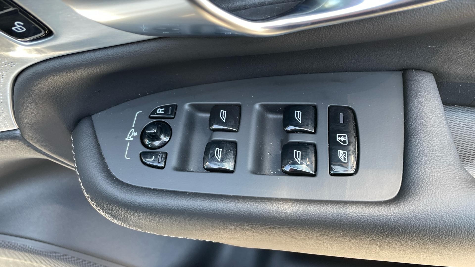 Volvo XC90 Image 28