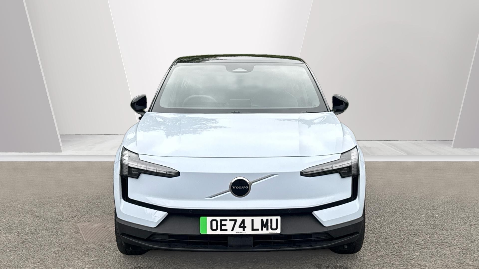 Volvo EX30 Image 8