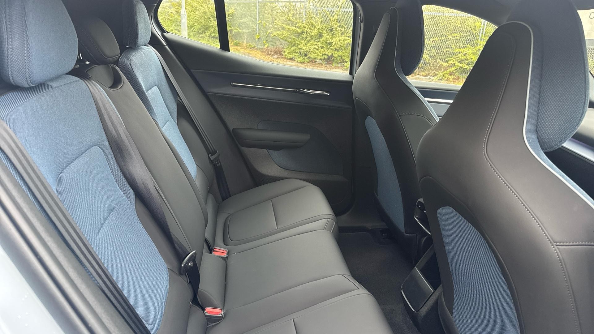 Volvo EX30 Image 31