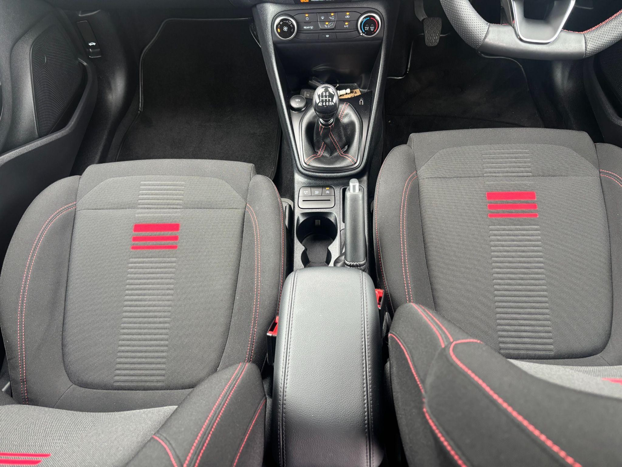 Ford Fiesta Image 10