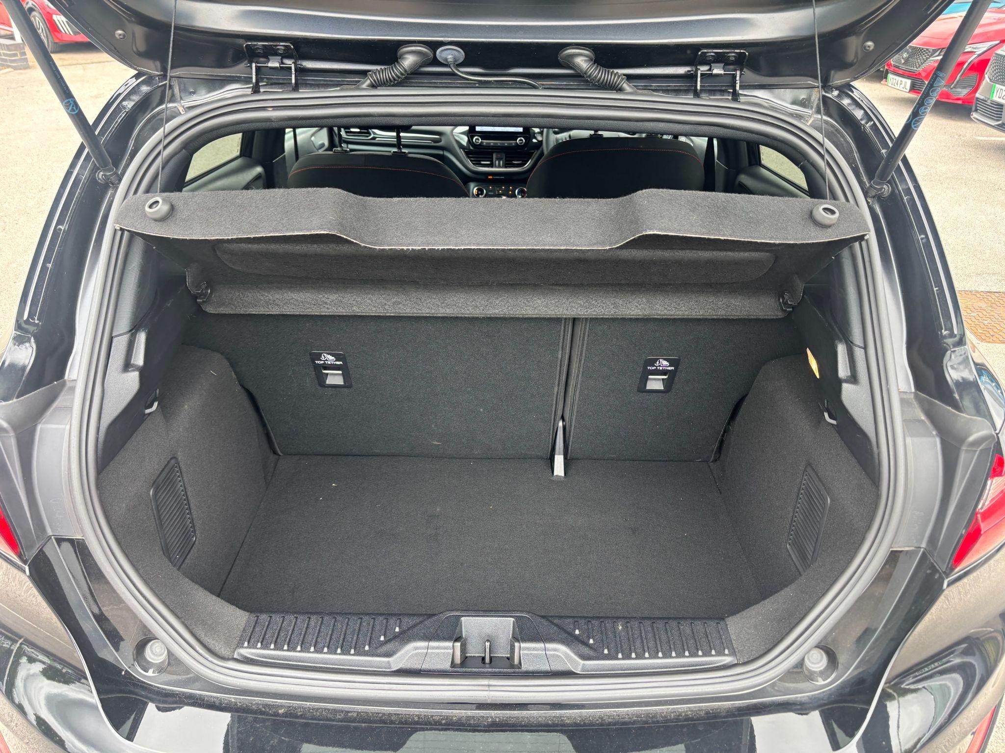 Ford Fiesta Image 20