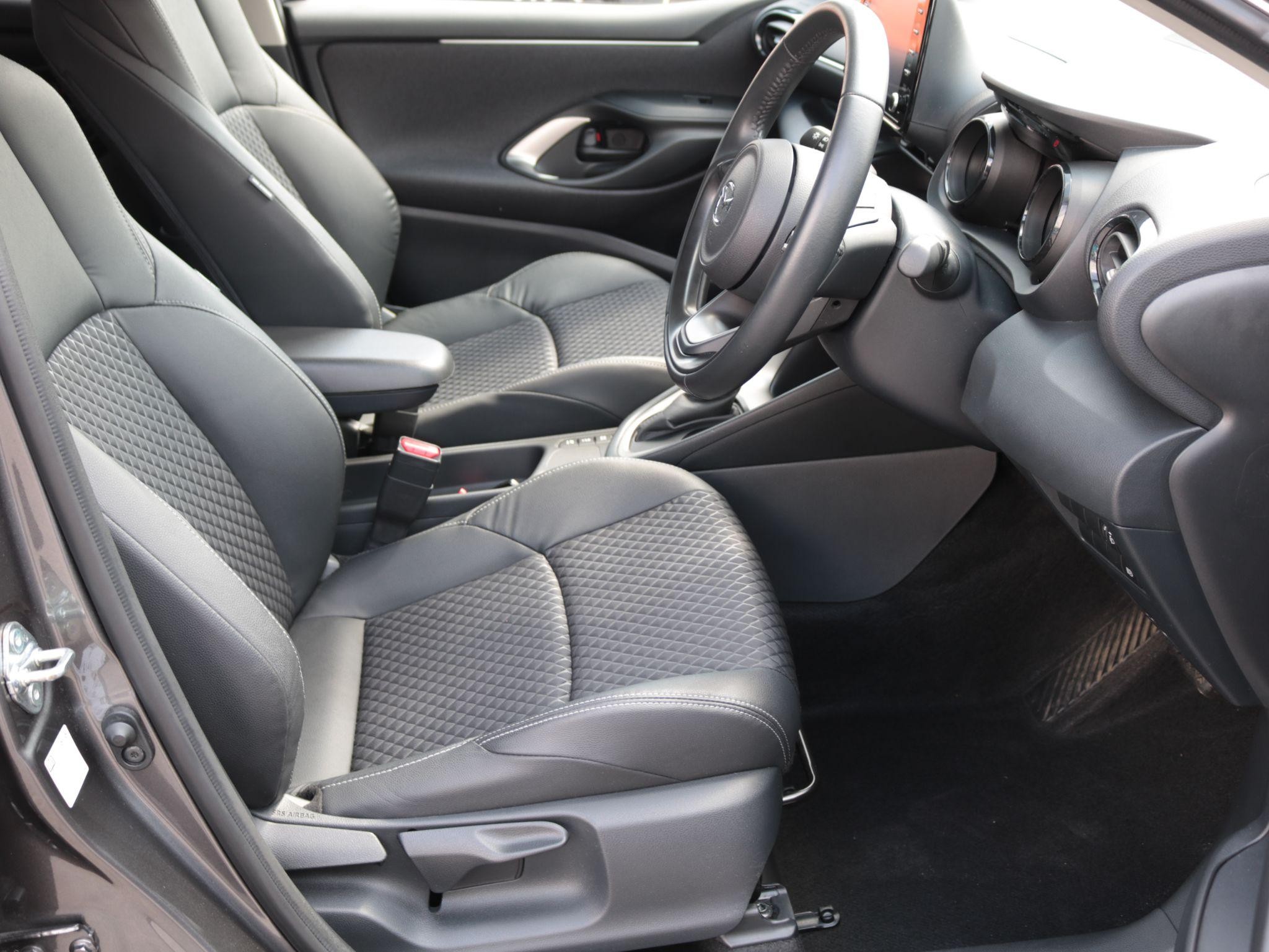 Mazda2 Hybrid Image 11