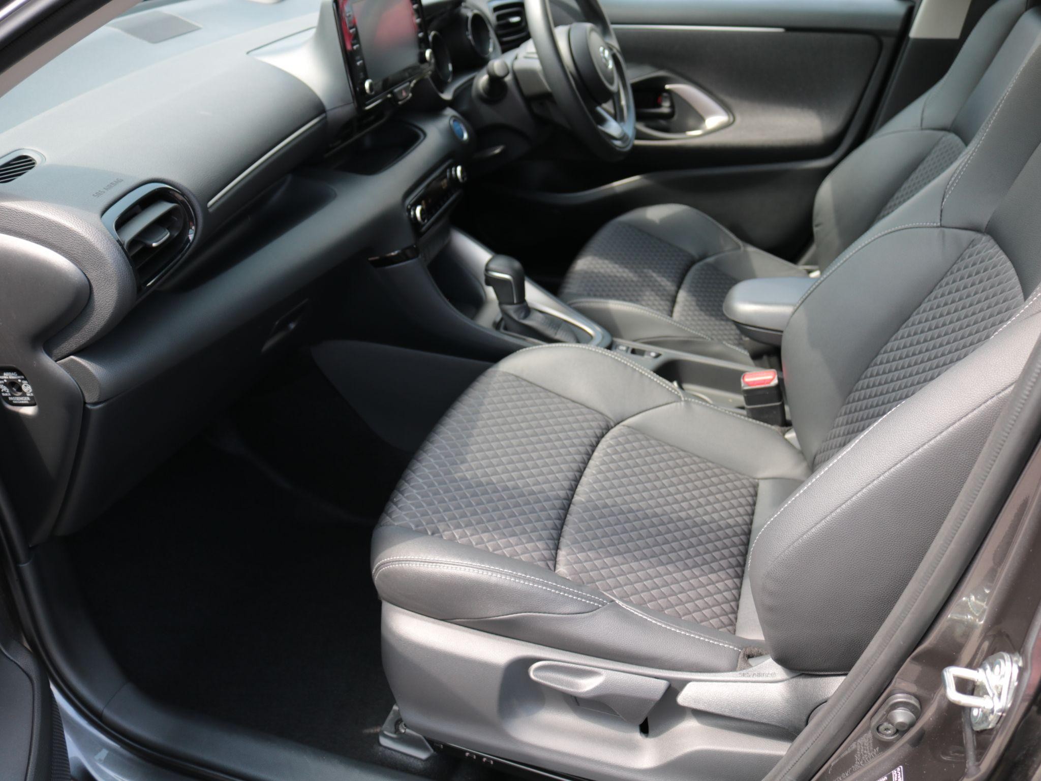 Mazda2 Hybrid Image 13