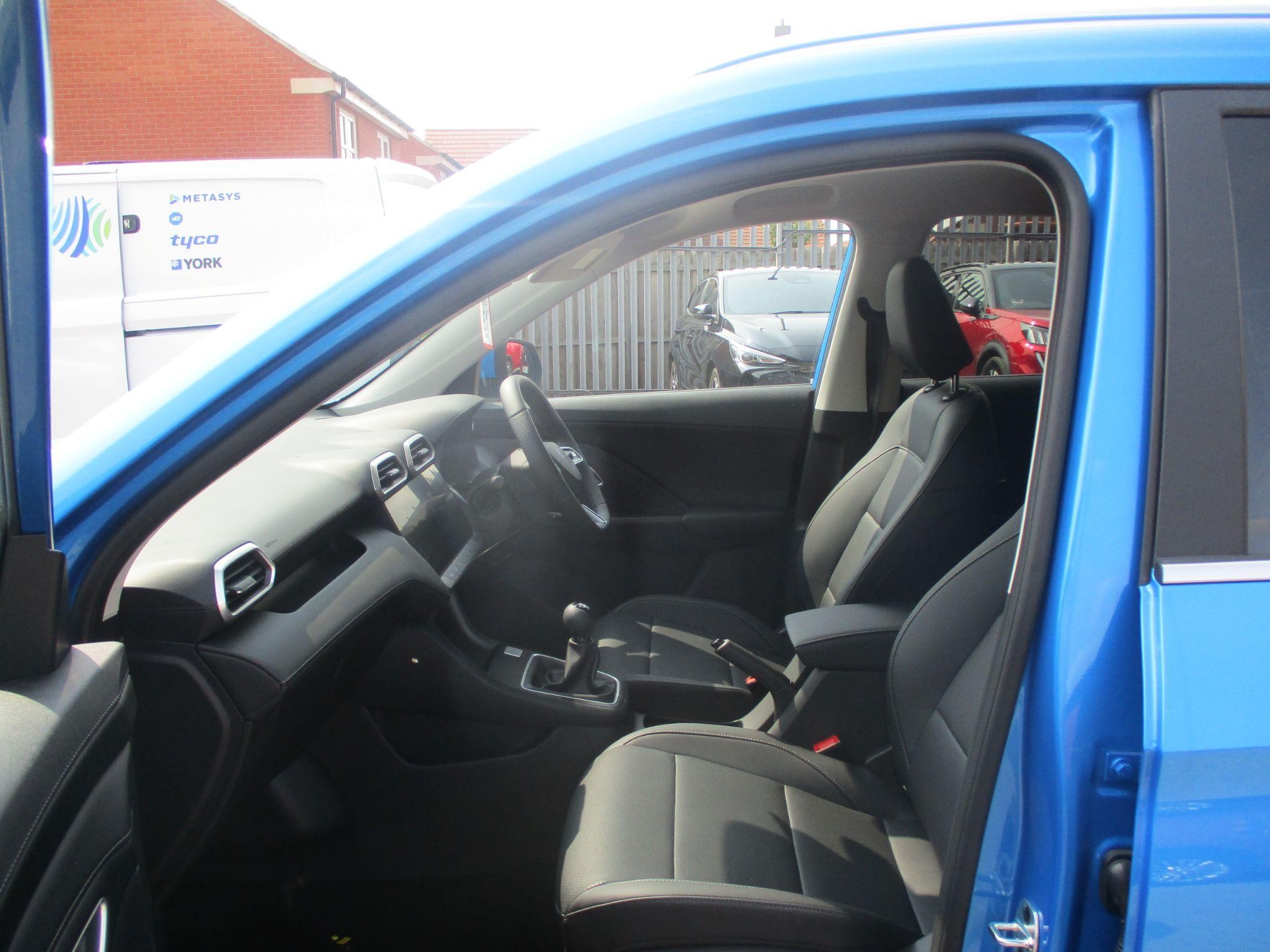 MG ZS Image 12