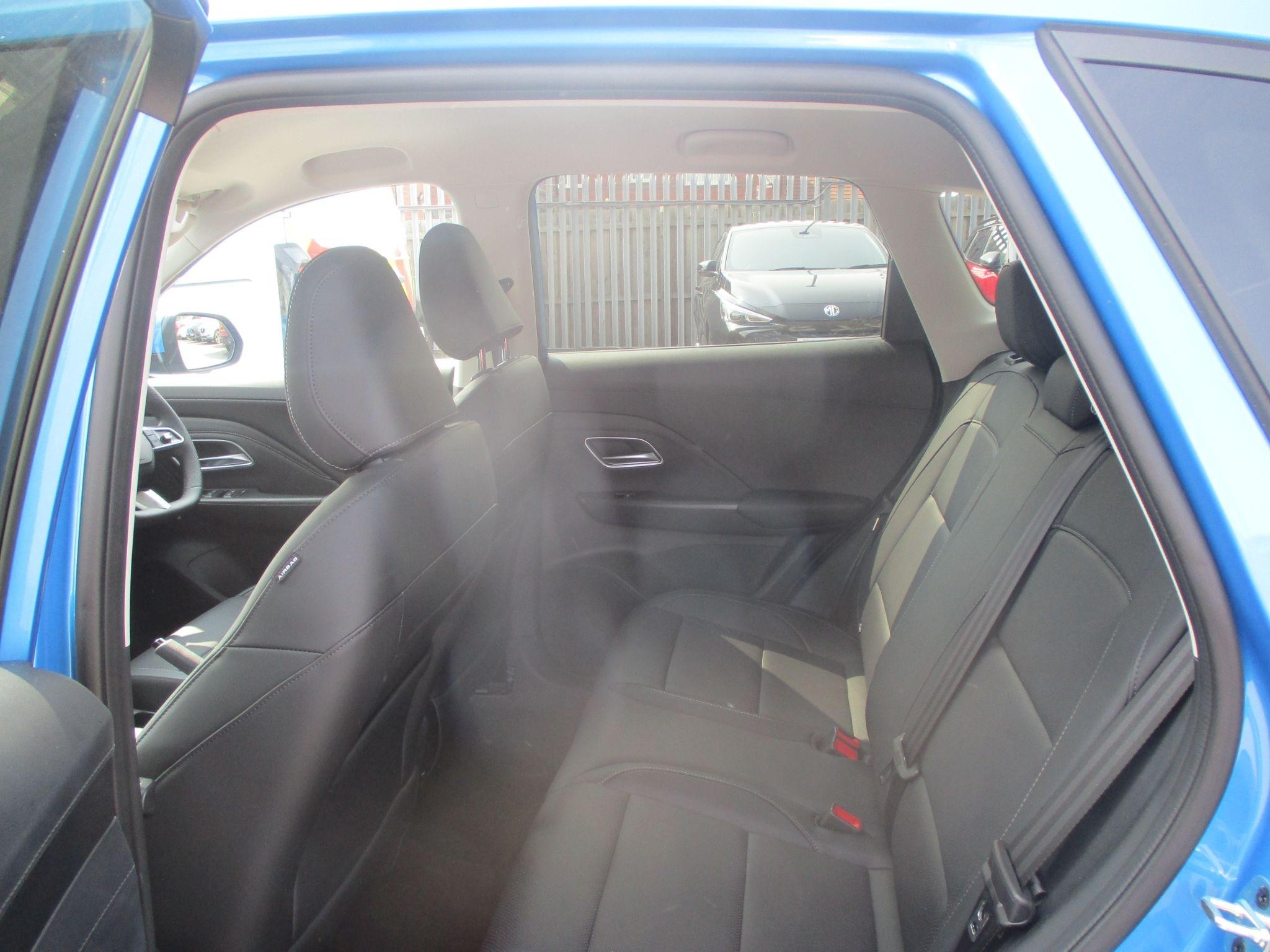 MG ZS Image 13