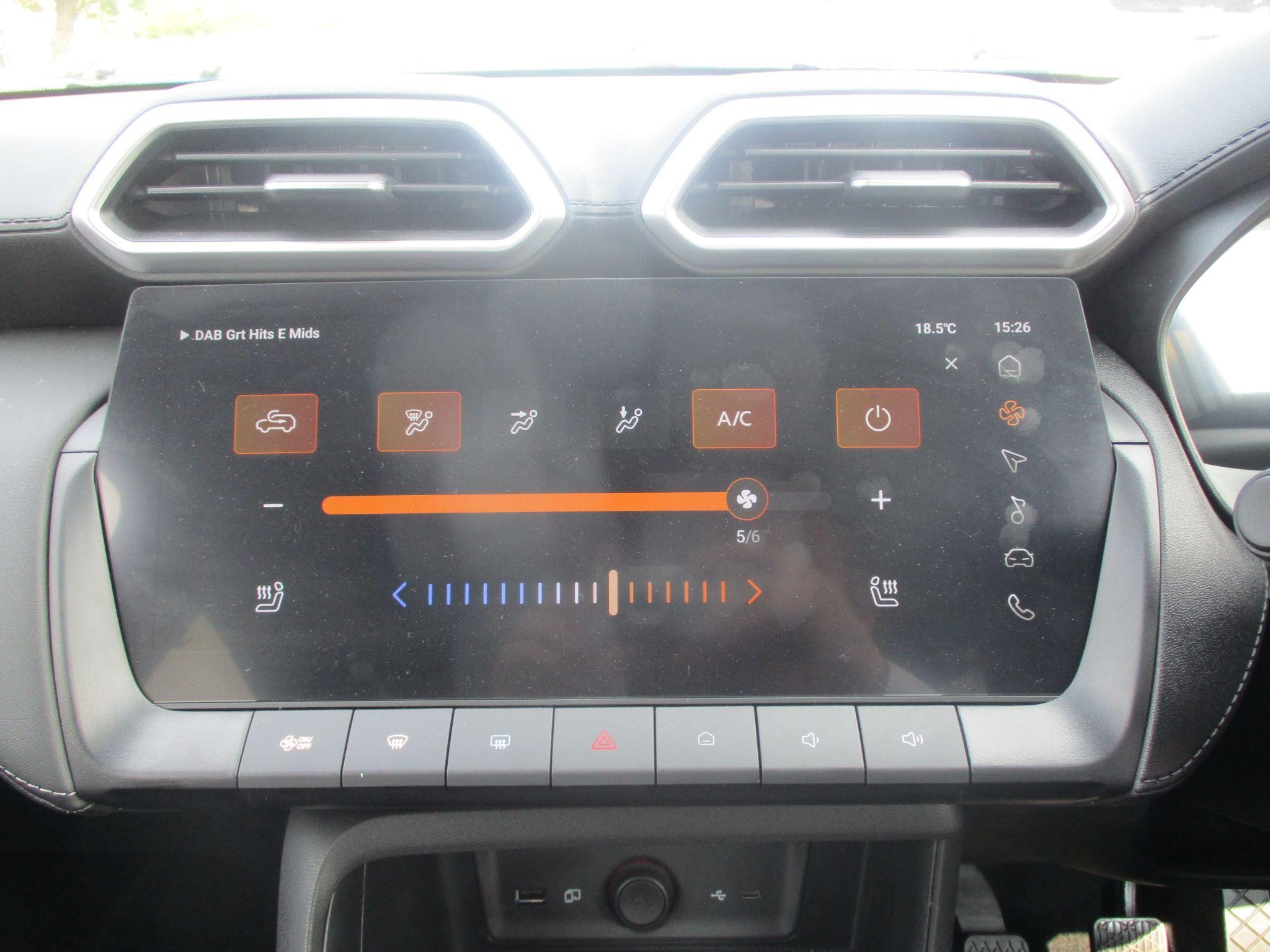 MG ZS Image 17