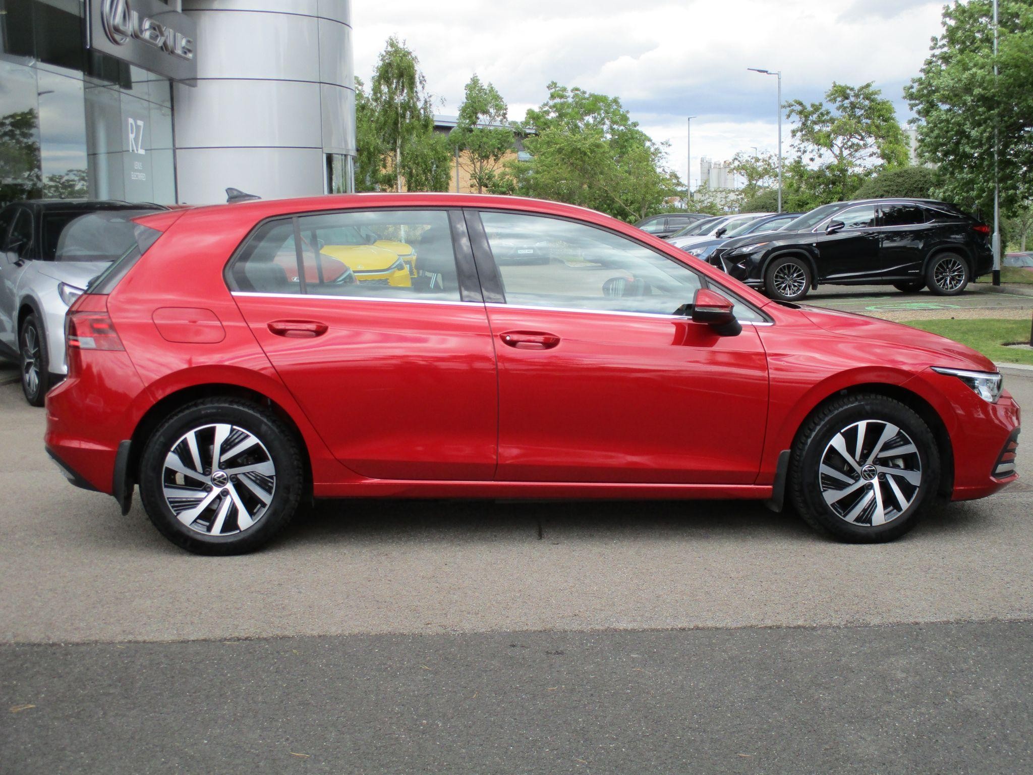 Volkswagen Golf Image 4