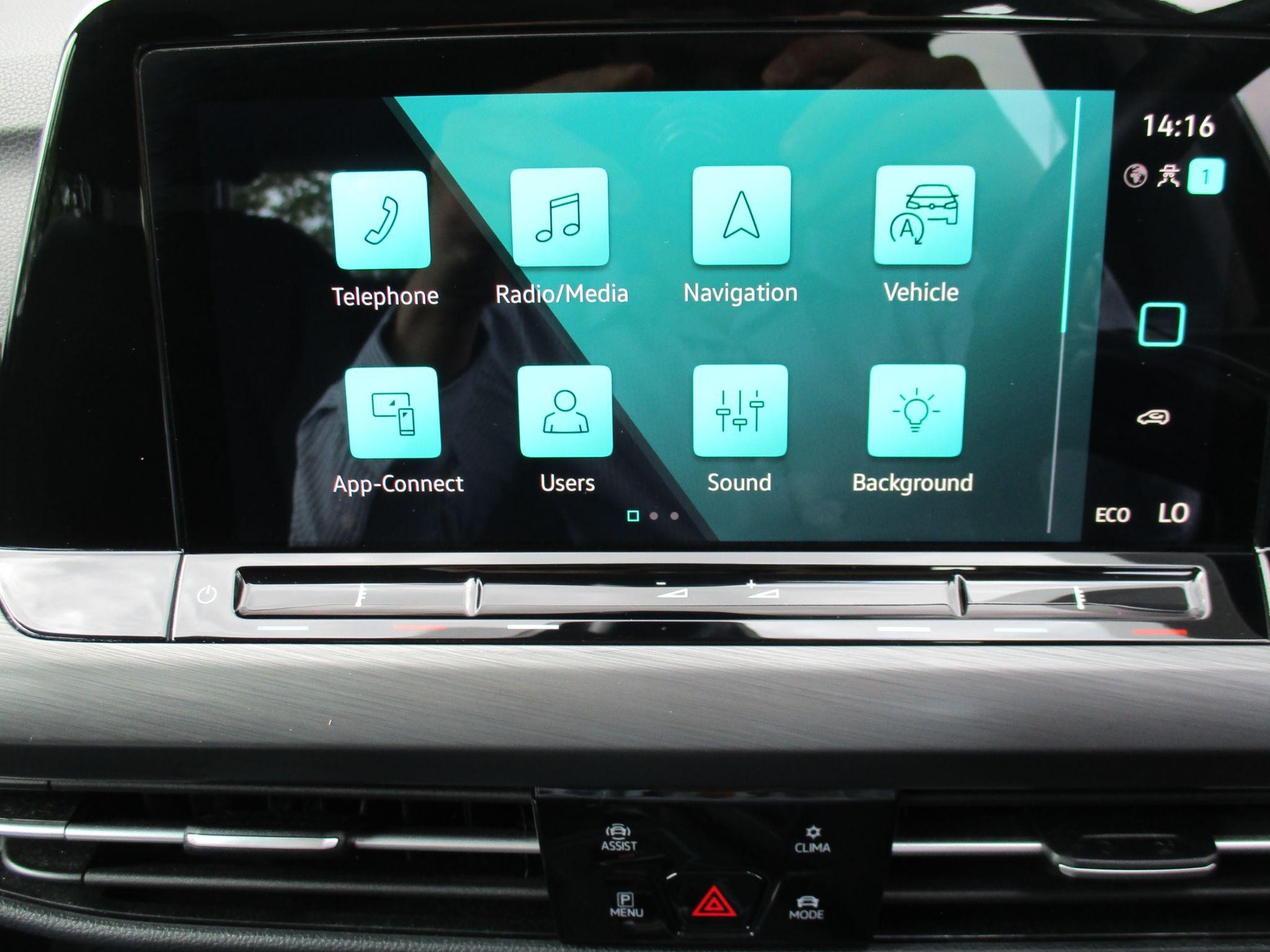 Volkswagen Golf Image 39
