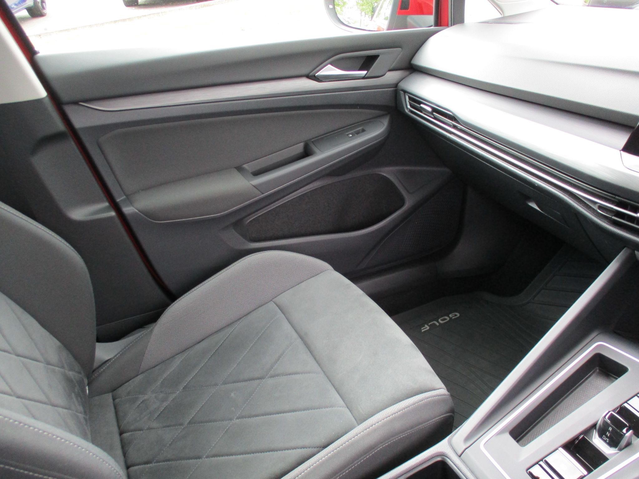Volkswagen Golf Image 44