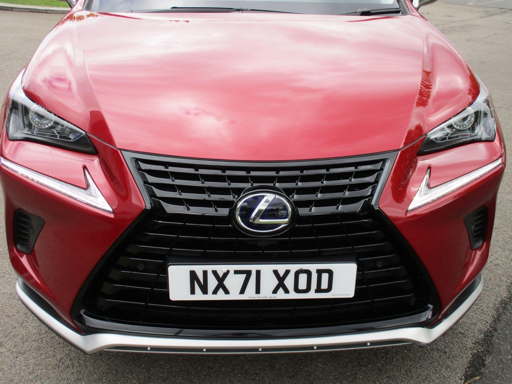 Lexus NX Image 16