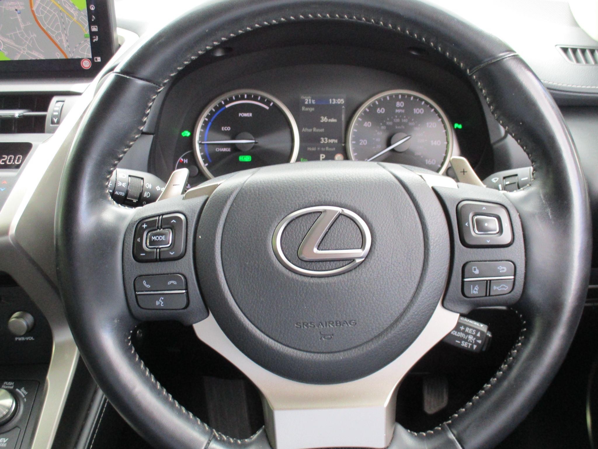 Lexus NX Image 29