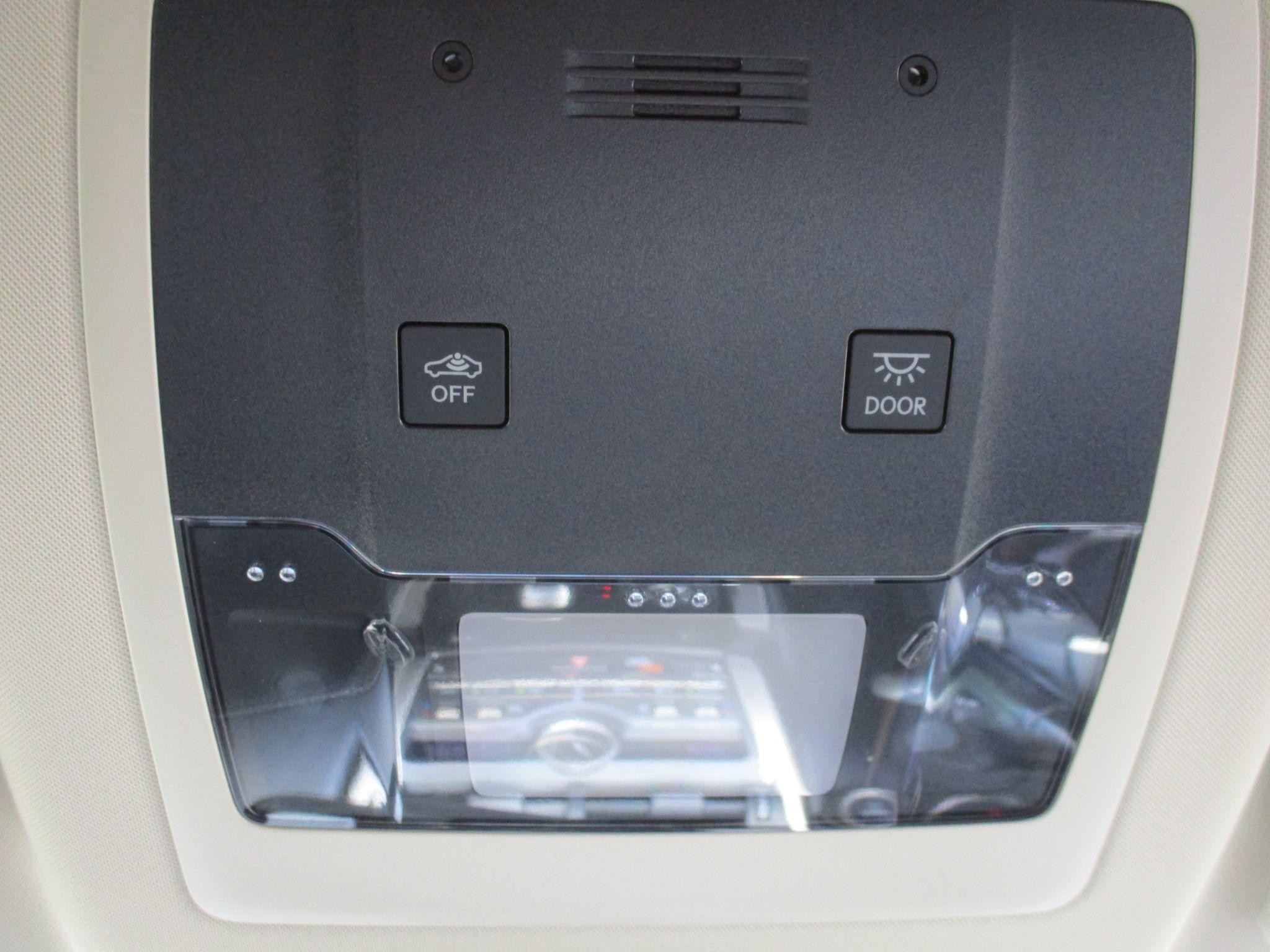 Lexus NX Image 33