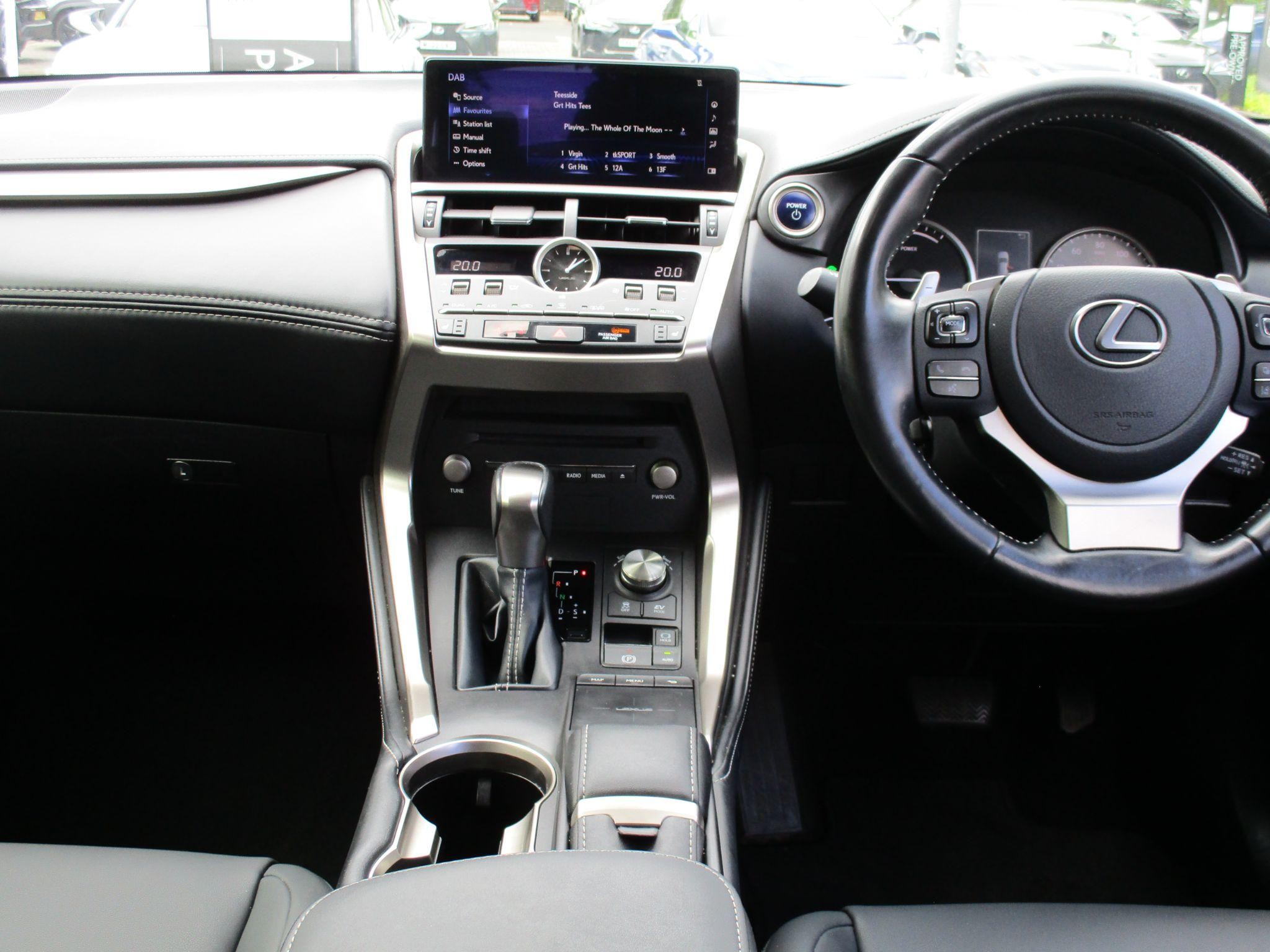 Lexus NX Image 51