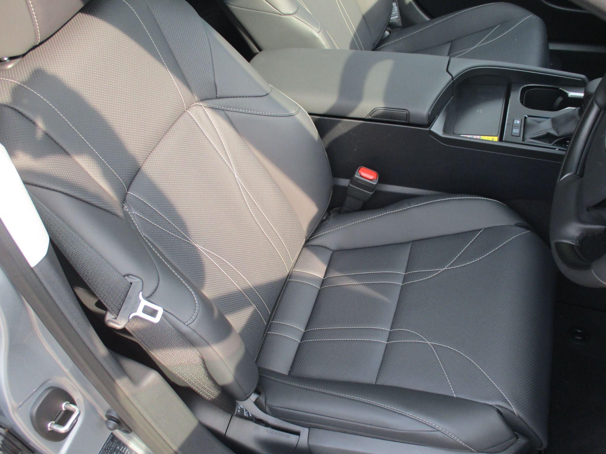 Lexus ES Image 23