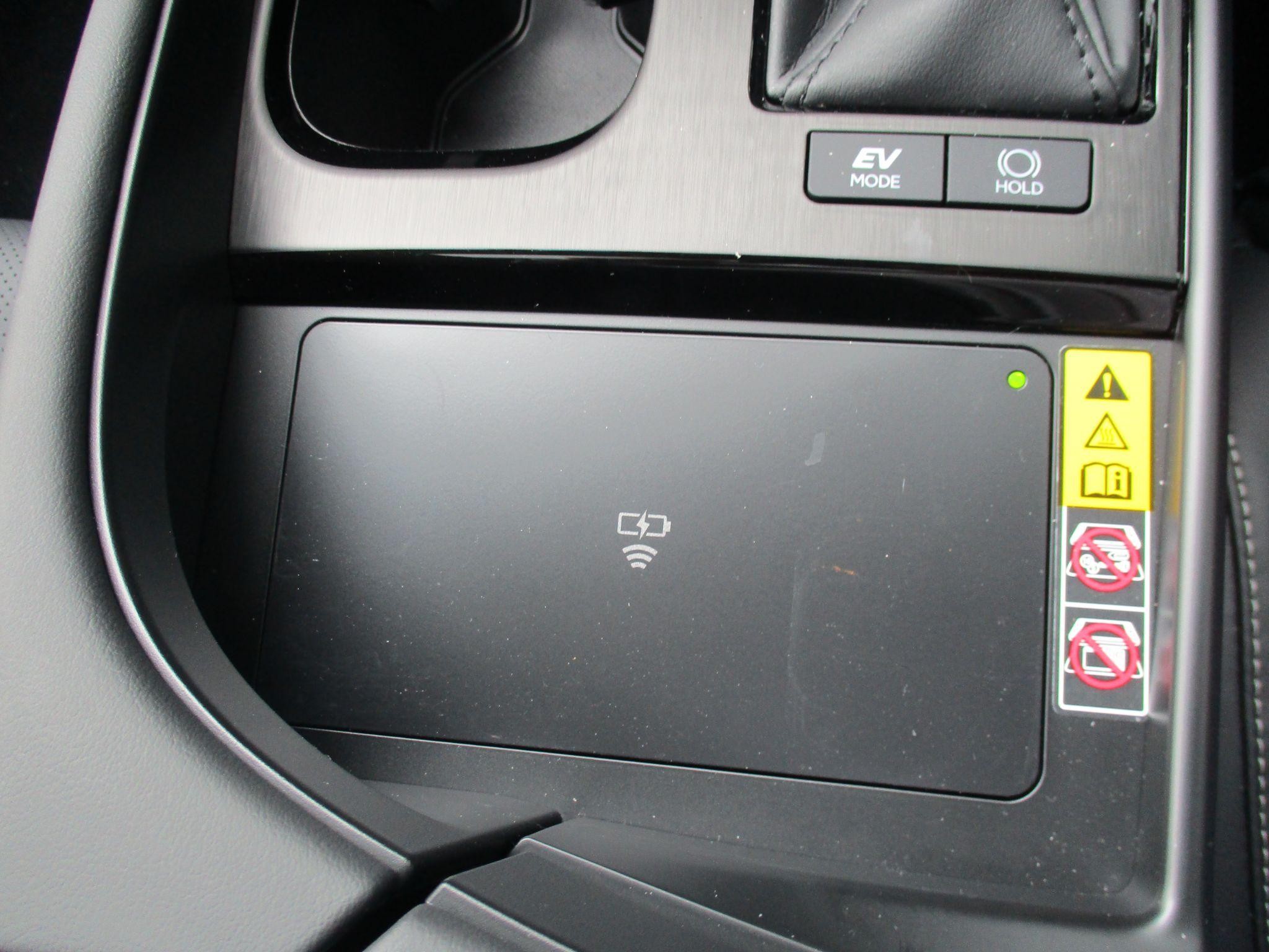 Lexus ES Image 43